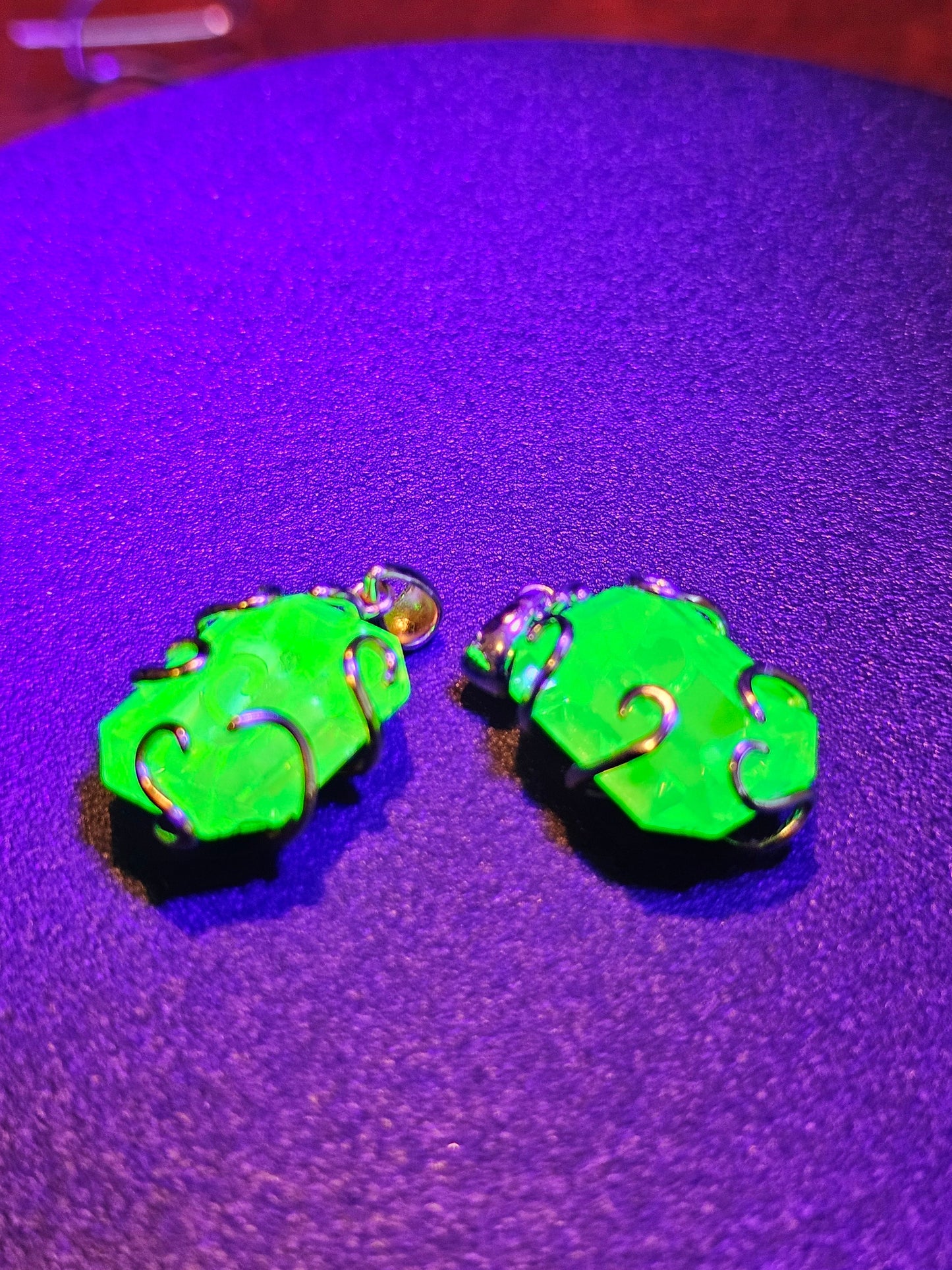Uranium Glass Pendant in new Sterling Silver with a vintage Emerald cut 18x13 mm Uranium Glass stone glows under black / UV light
