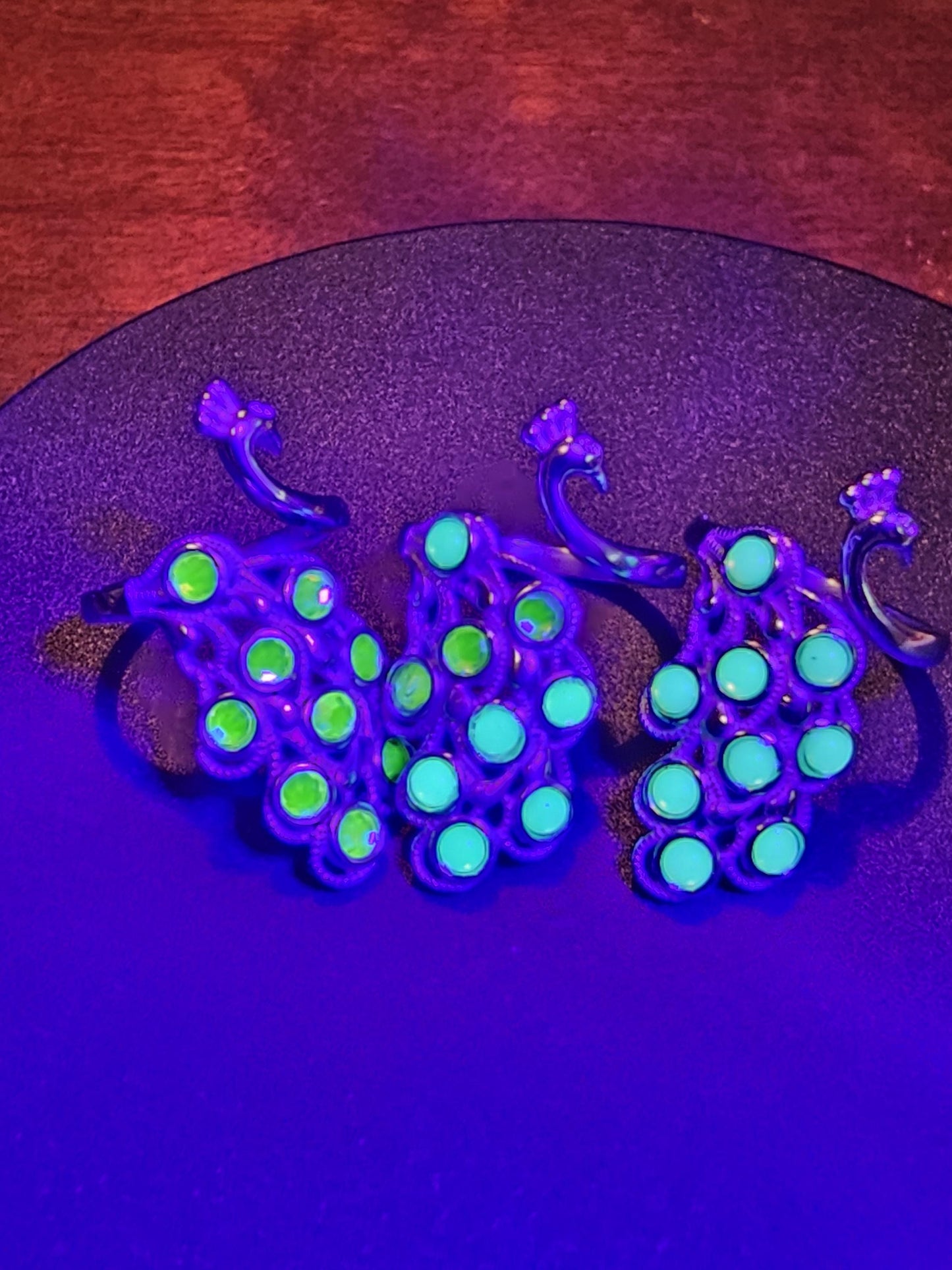 Uranium Glass Peacock Ring adjustable new Sterling Silver vintage Uranium glass round cut stones that glow under black / UV light