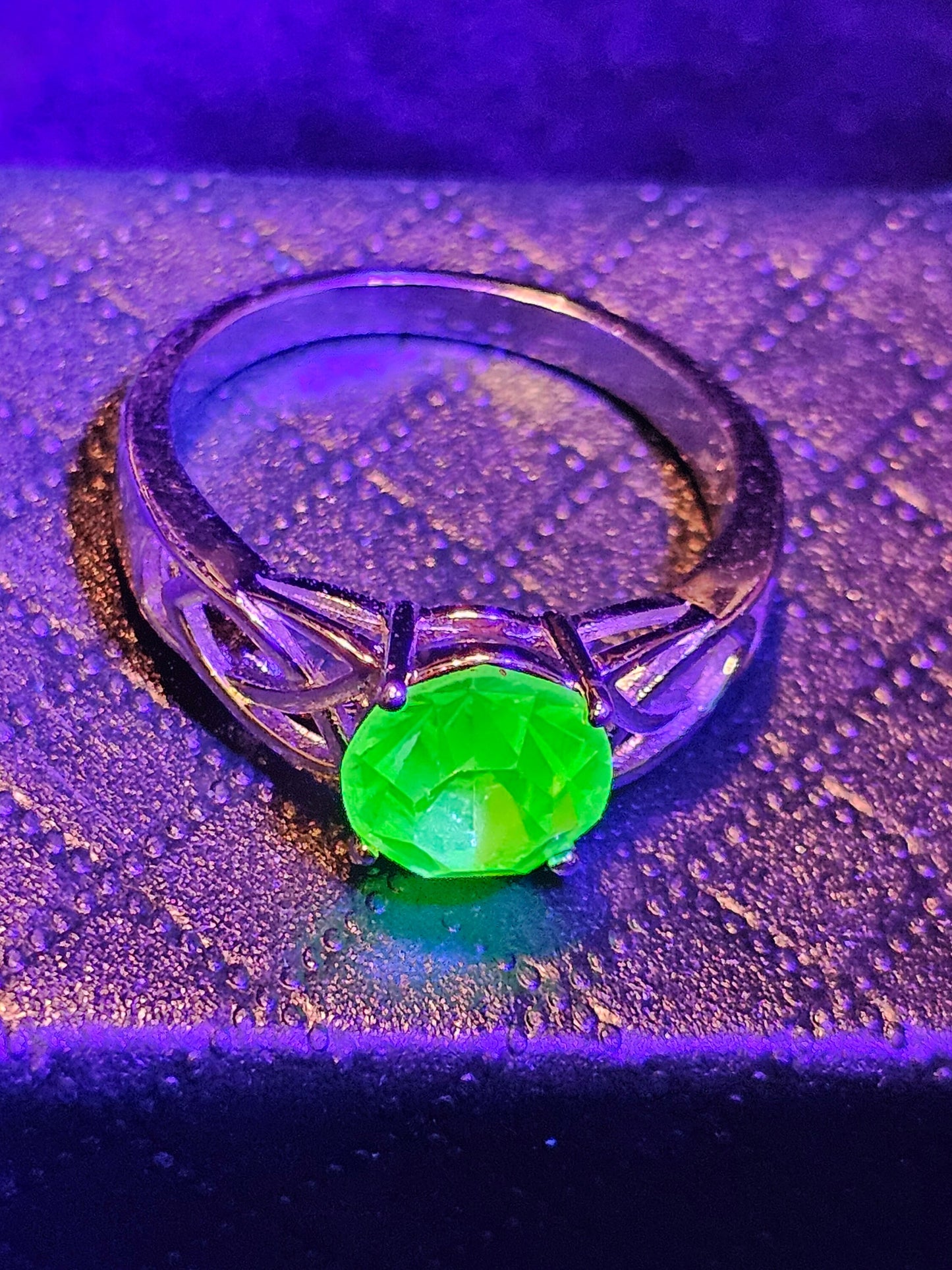 Uranium Glass Round cut Celtic Knot Ring in size 4 to 10.5 Sterling Silver with vintage Uranium glass stone that glows under black/UV light