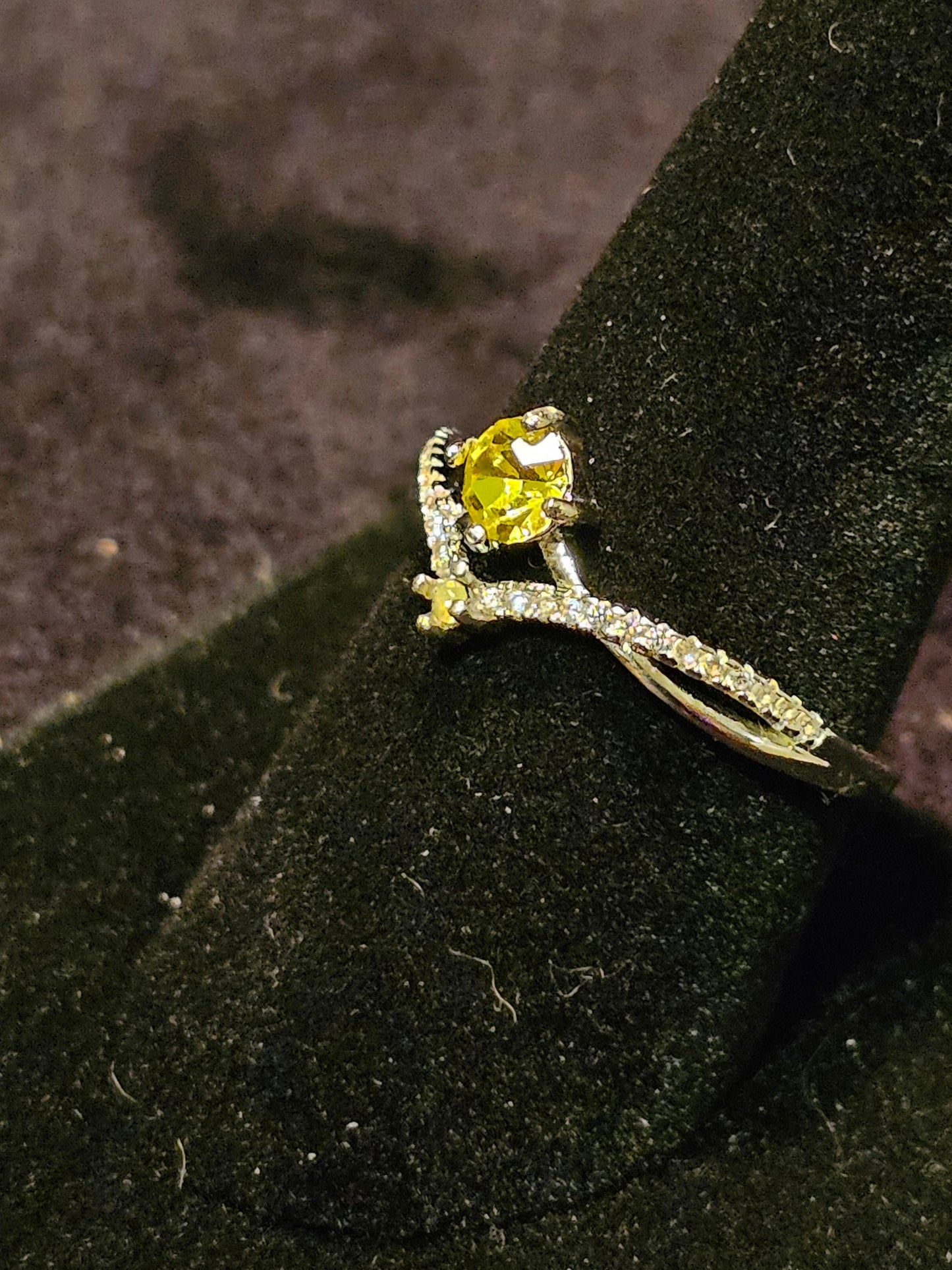 Bague ronde en verre de cadmium et d'uranium, taille 5 à 11, en argent sterling neuf avec pierres qui brillent sous la lumière noire / UV