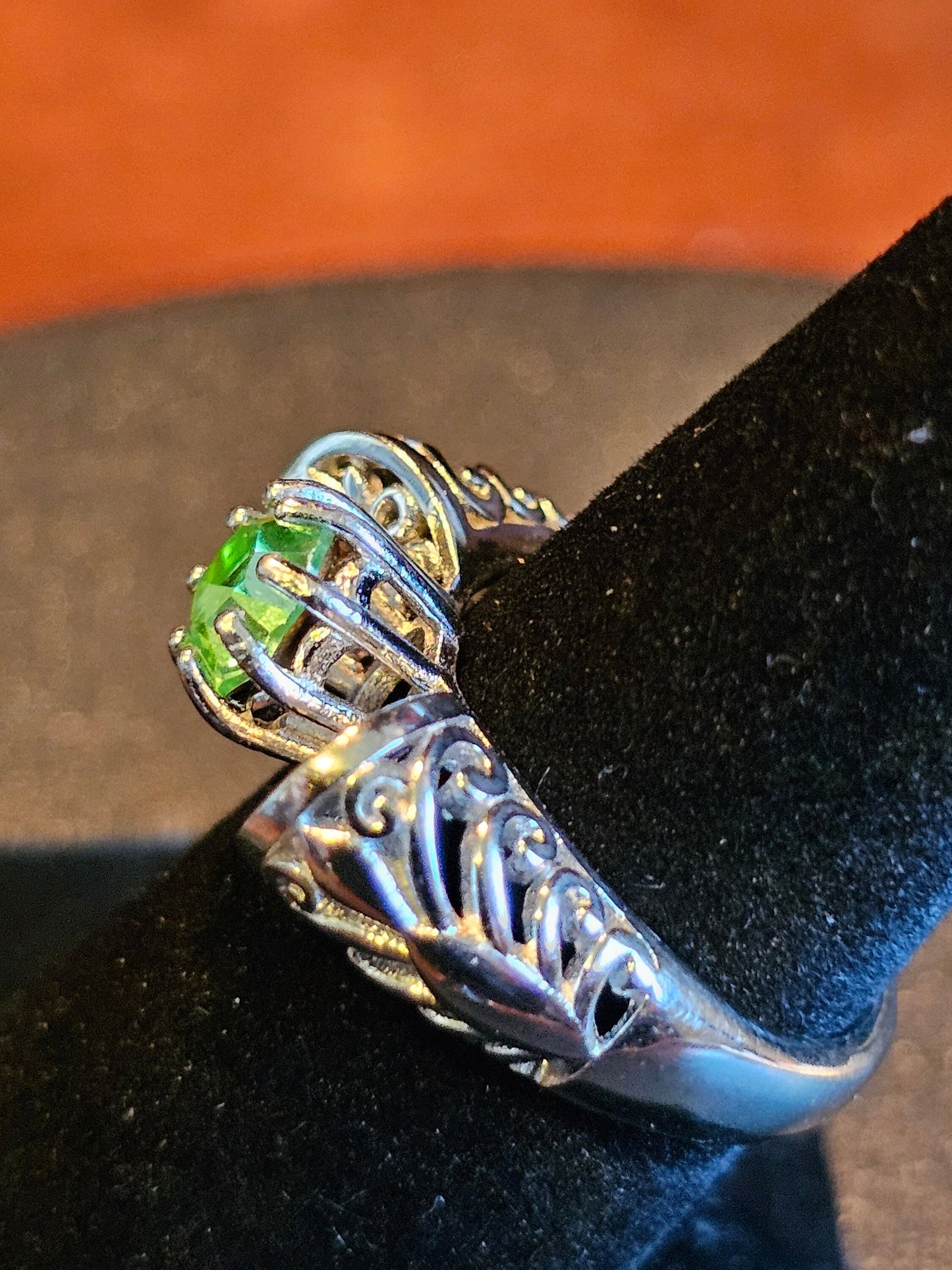 Uranium Glass Round cut Ring vintage style size 7 in new Sterling Silver with a Uranium glass stone that glows under black / UV light