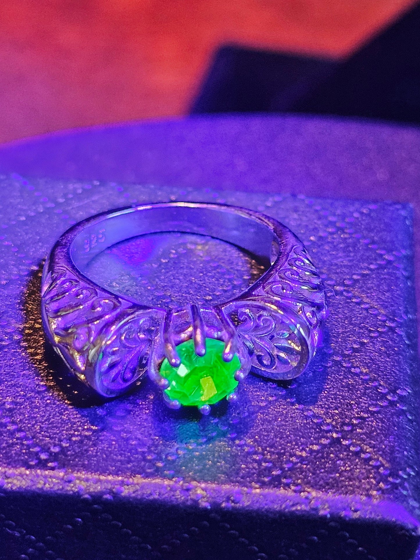 Uranium Glass Round cut Ring vintage style size 7 in new Sterling Silver with a Uranium glass stone that glows under black / UV light