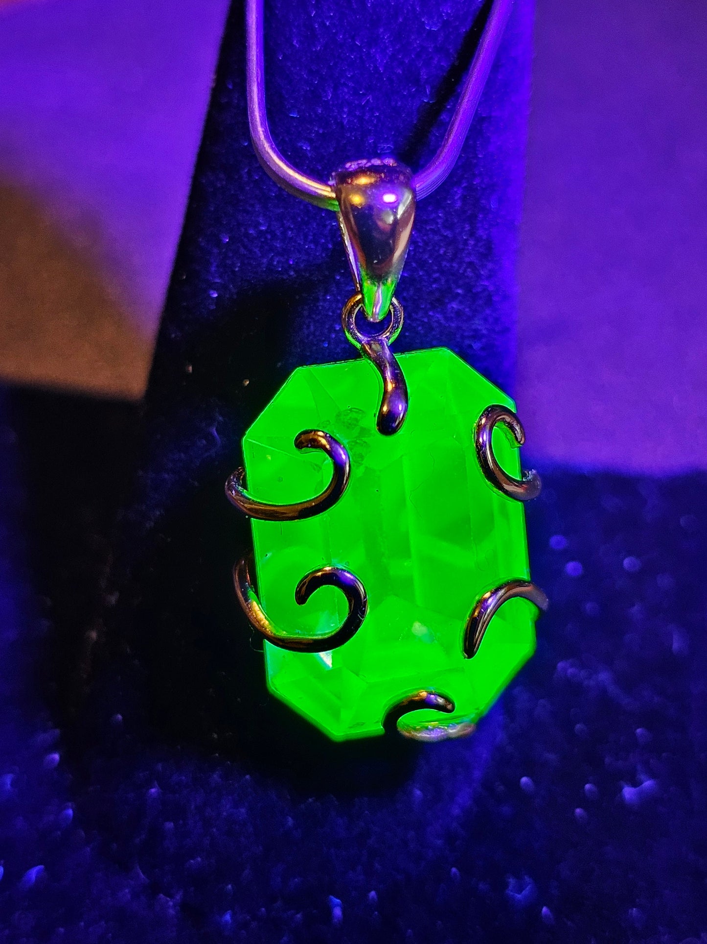 Uranium Glass Pendant in new Sterling Silver with a vintage Emerald cut 18x13 mm Uranium Glass stone glows under black / UV light