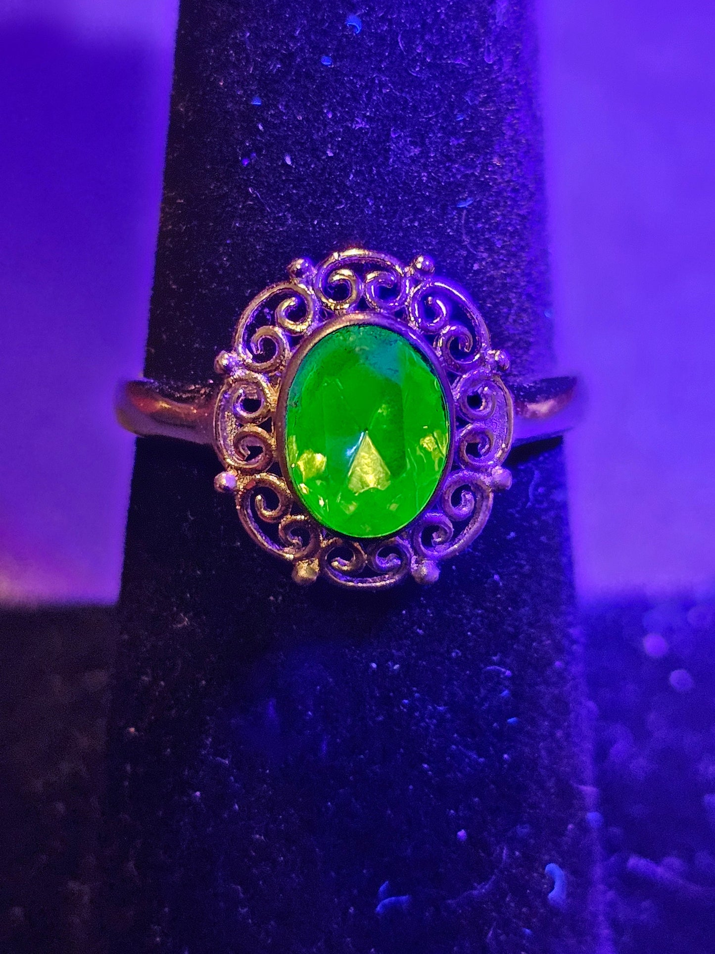 Uranium Glass Oval cut Ring Filigree style size 7, new Sterling Silver with a vintage Uranium glass stone that glows under black / UV light