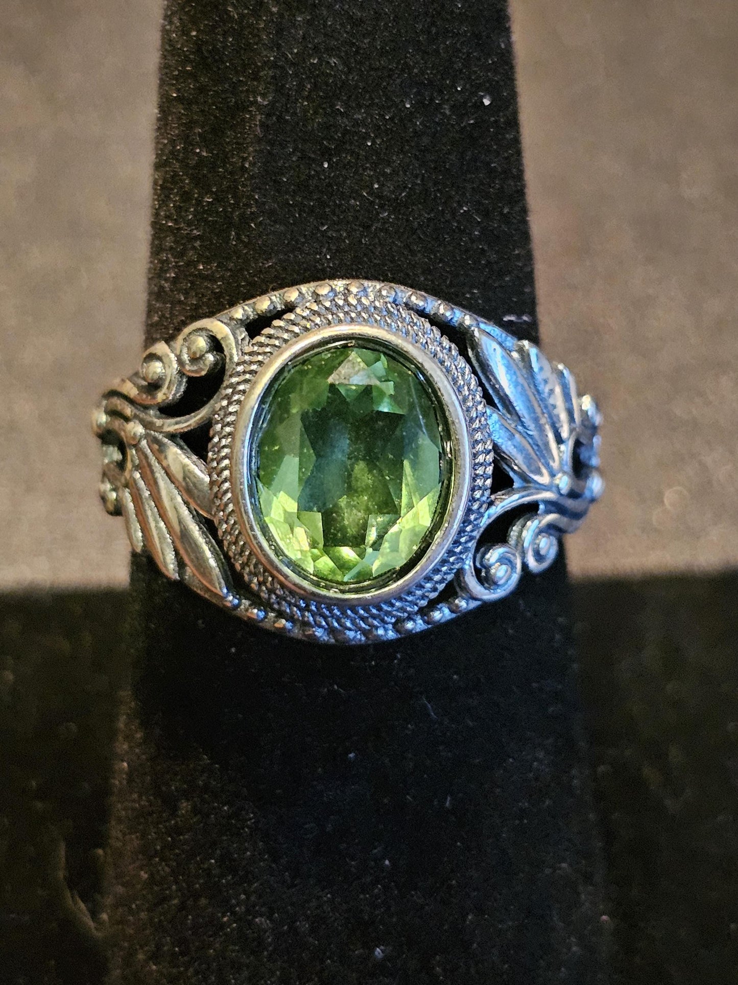 Uranium Glass Adjustable Ring vintage style new Sterling Silver with vintage Oval cut Uranium glass stone that glows under black / UV light