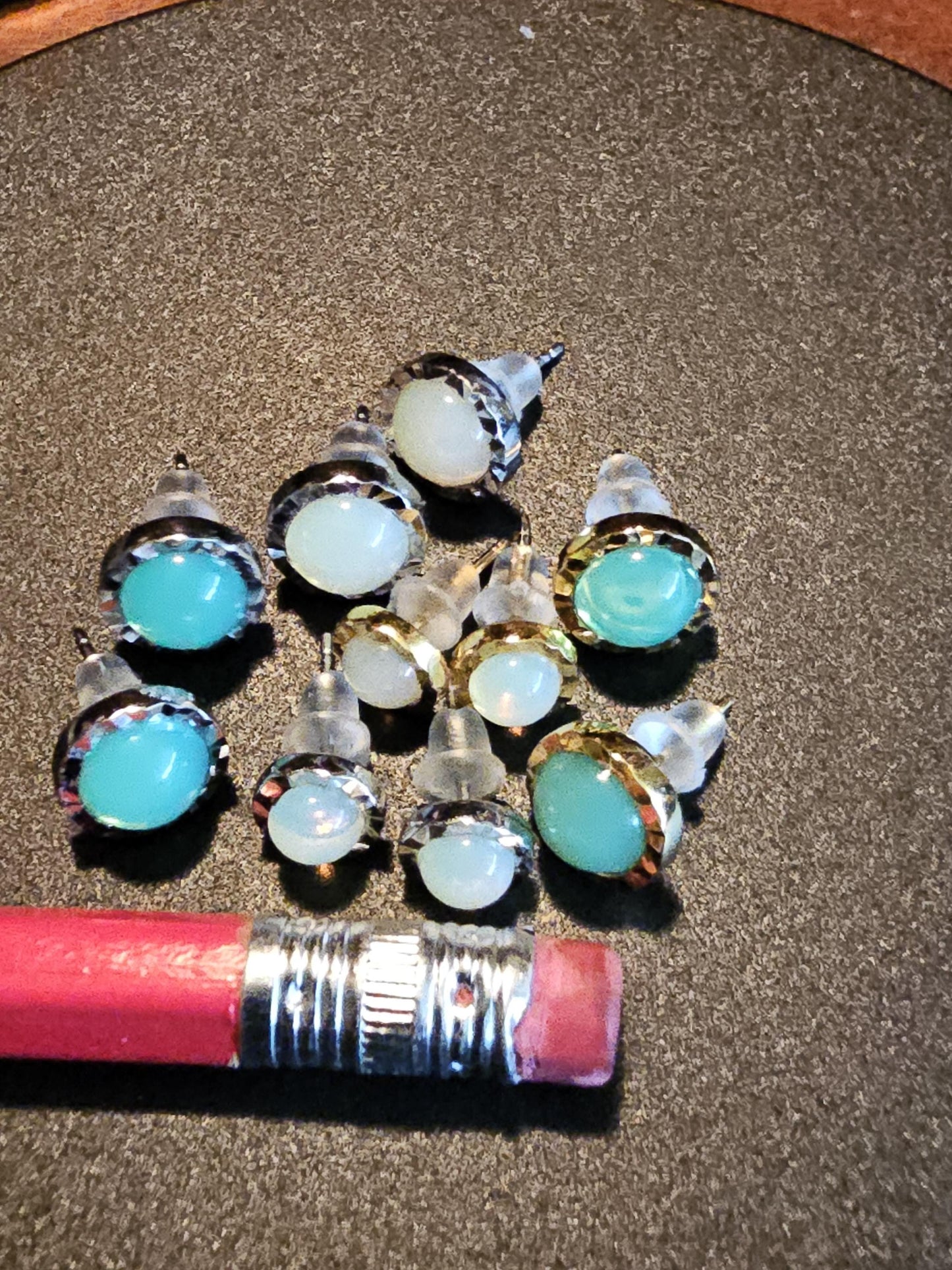 Uranium Glass Earrings in Sterling Silver or Gold-plated with Vintage 7 or 5mm Round cut Uranium Glass stones that glow under black/UV light