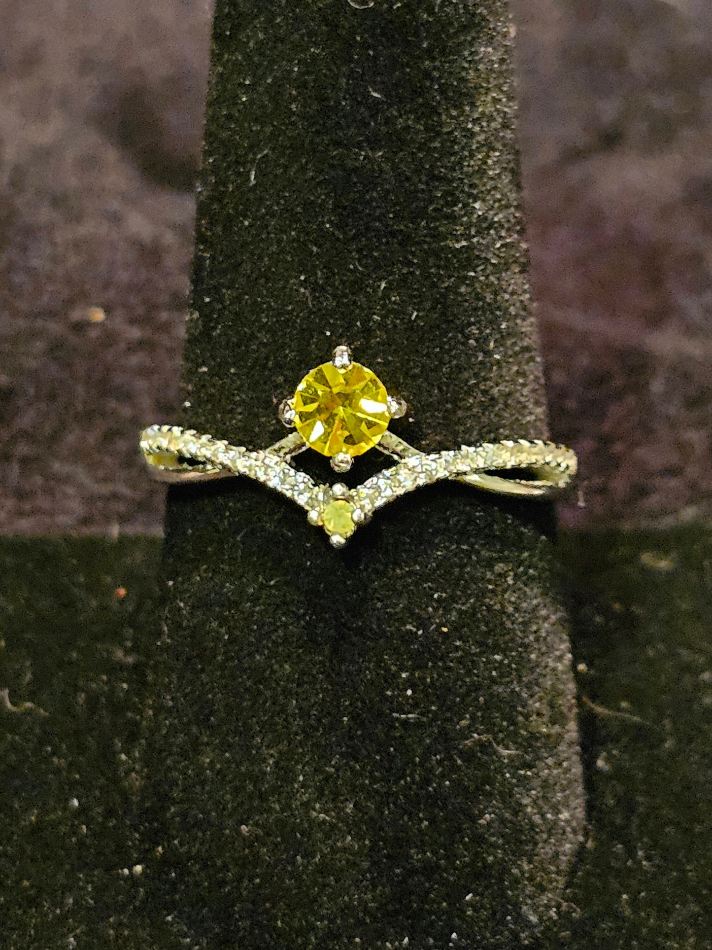 Bague ronde en verre de cadmium et d'uranium, taille 5 à 11, en argent sterling neuf avec pierres qui brillent sous la lumière noire / UV