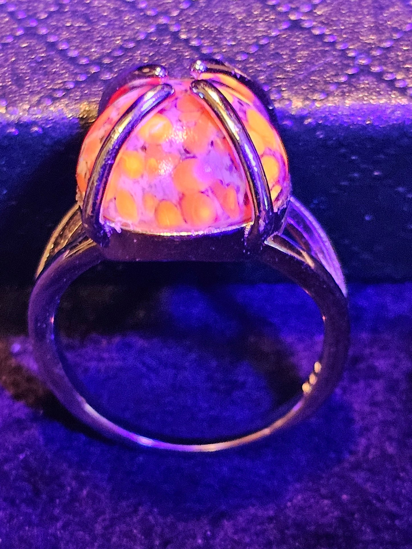 Cadmium Glass "Lava" Ring in size 7 Sterling Silver with vintage round cut 13mm Cadmium glass stones that glows under black / UV light