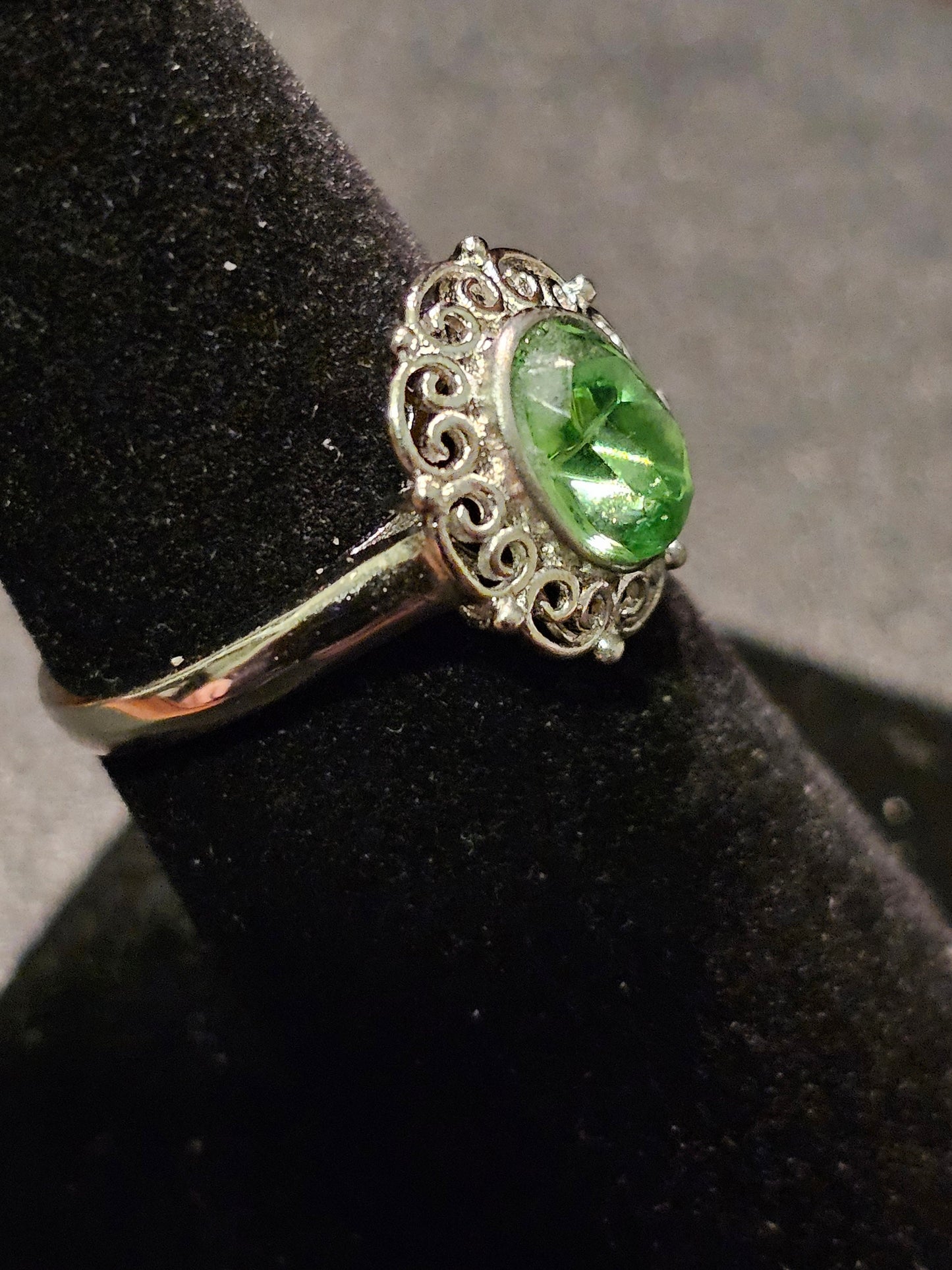Uranium Glass Oval cut Ring Filigree style size 7, new Sterling Silver with a vintage Uranium glass stone that glows under black / UV light