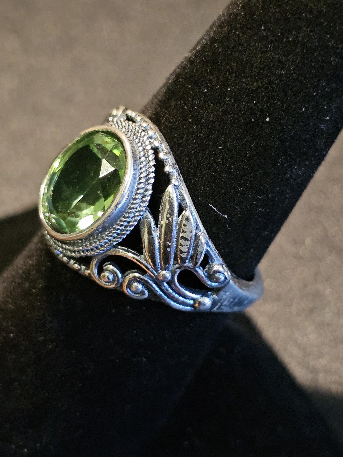 Uranium Glass Adjustable Ring vintage style new Sterling Silver with vintage Oval cut Uranium glass stone that glows under black / UV light
