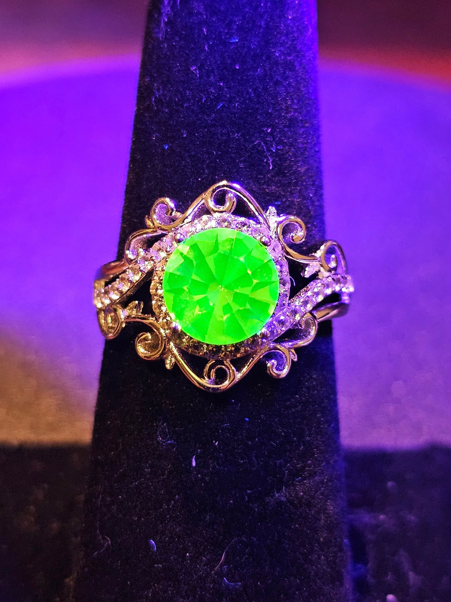 Uranium Glass Round cut Ring in size 6.5, 7 & 7.5 new Sterling Silver with a vintage Uranium glass stone that glows under black / UV light