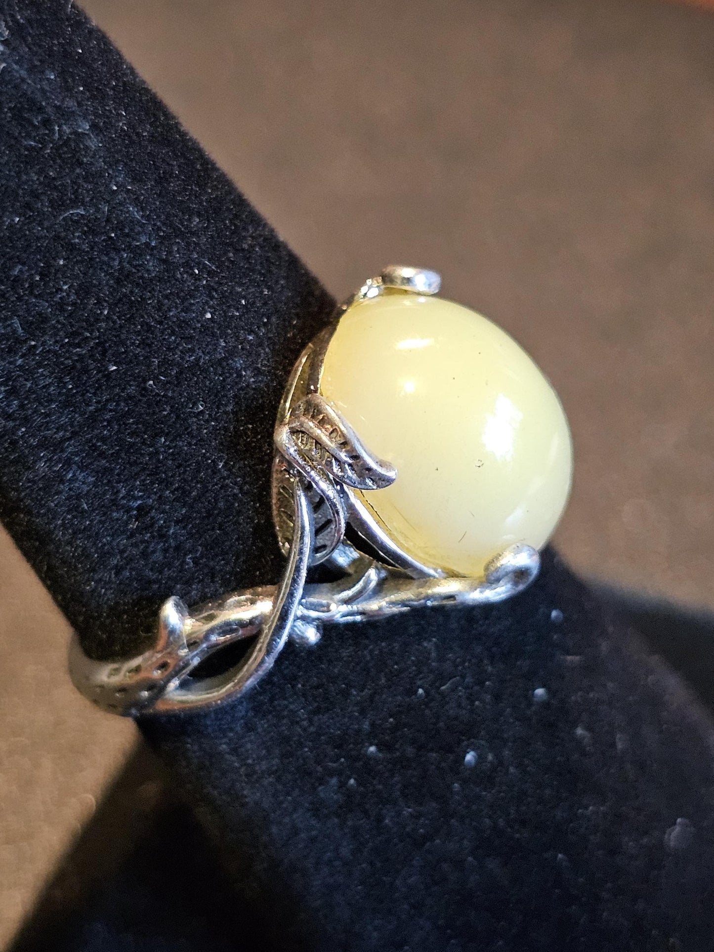 Bague réglable en verre d'uranium en argent sterling neuf avec une grande pierre de lune ovale en verre d'uranium vintage de 12 x 10 mm qui brille sous la lumière noire / UV