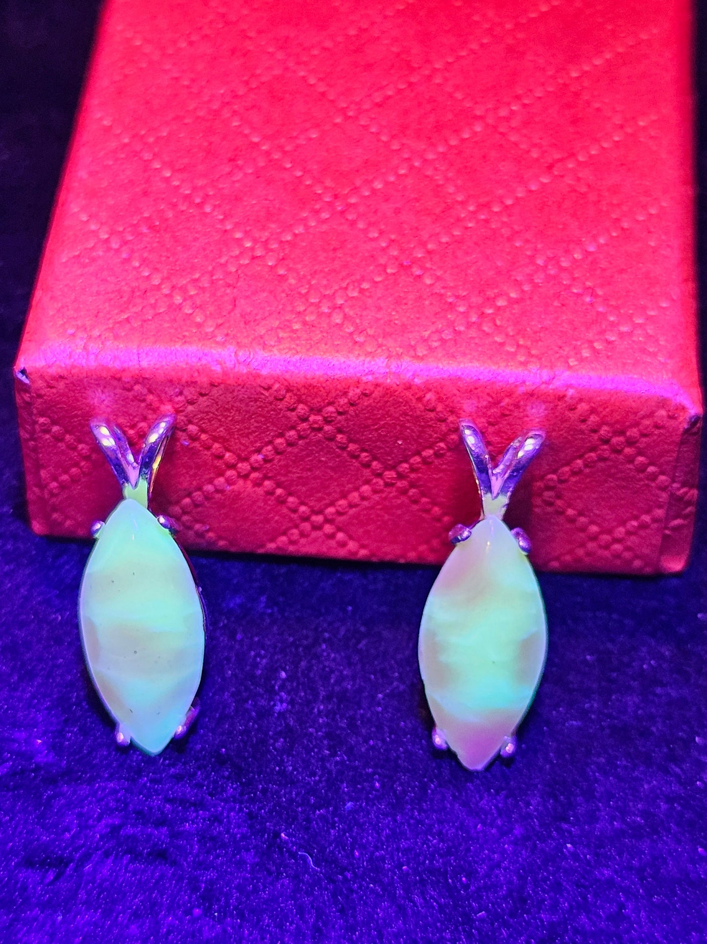 Bloody Uranium Glass Pendant in Sterling Silver with a vintage Marquise cut Uranium Glass stone glows under black / UV light