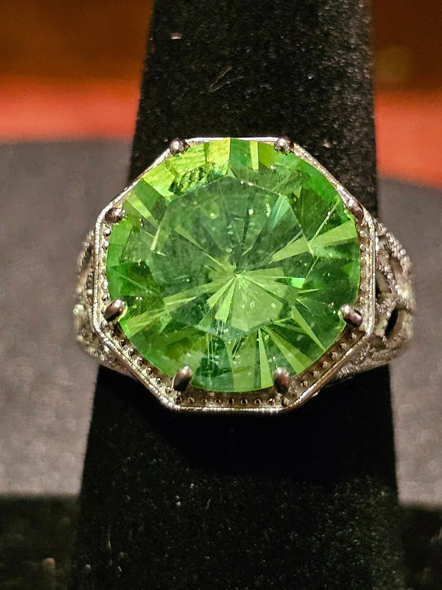 Uranium Glass Round cut Ring Art Deco in size 6.5, 7, 7.5 Sterling Silver large vintage Uranium glass stone that glows under black/UV light