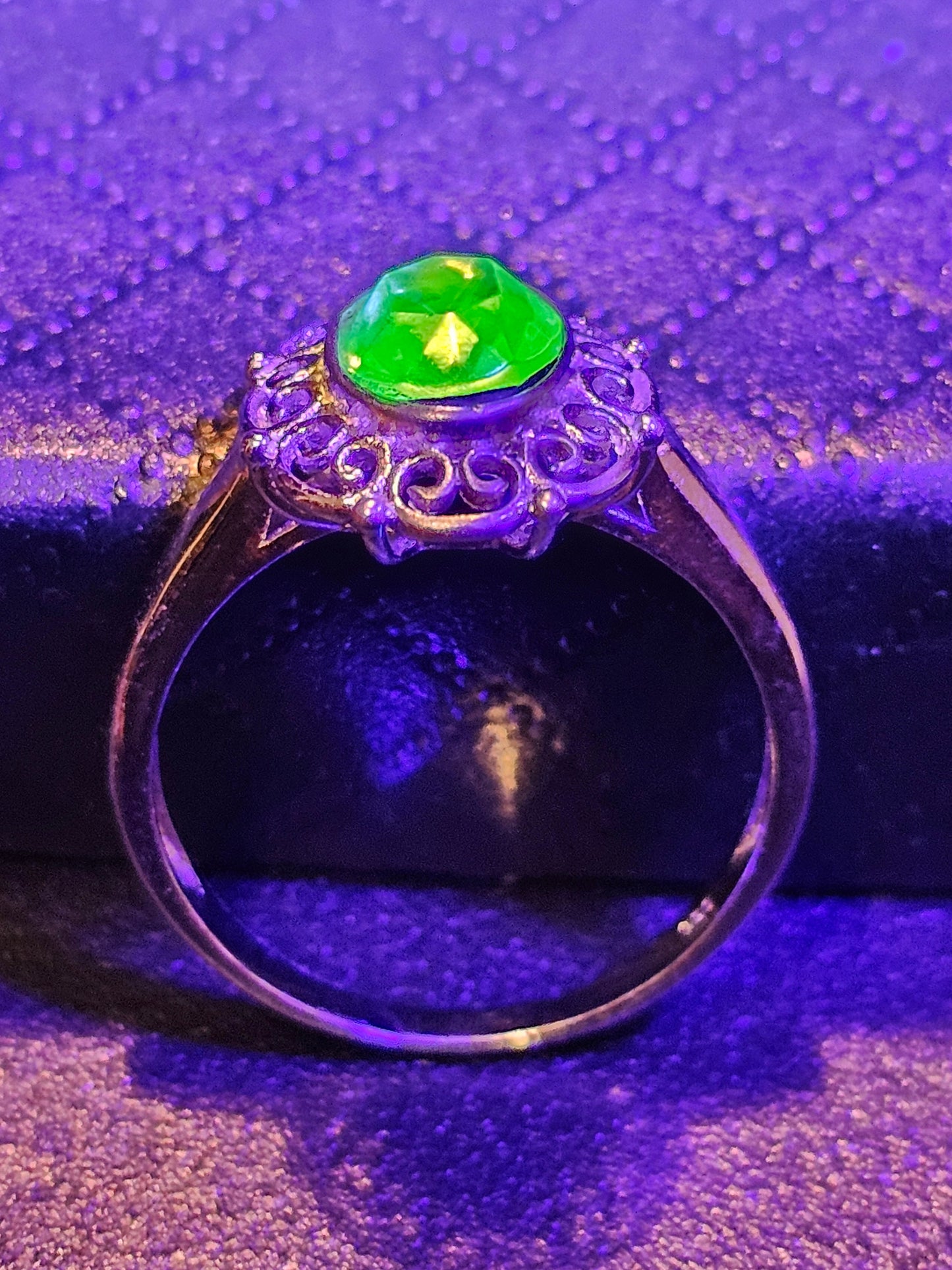 Uranium Glass Oval cut Ring Filigree style size 7, new Sterling Silver with a vintage Uranium glass stone that glows under black / UV light