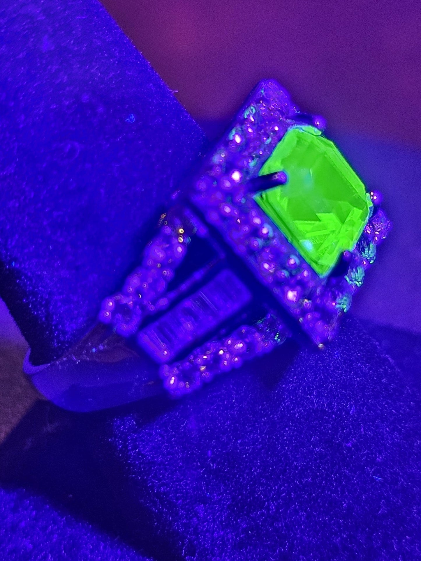 Uranium Glass Asscher cut Ring size 8.5 new Sterling Silver large vintage Uranium glass Square stone that glows under black / UV light