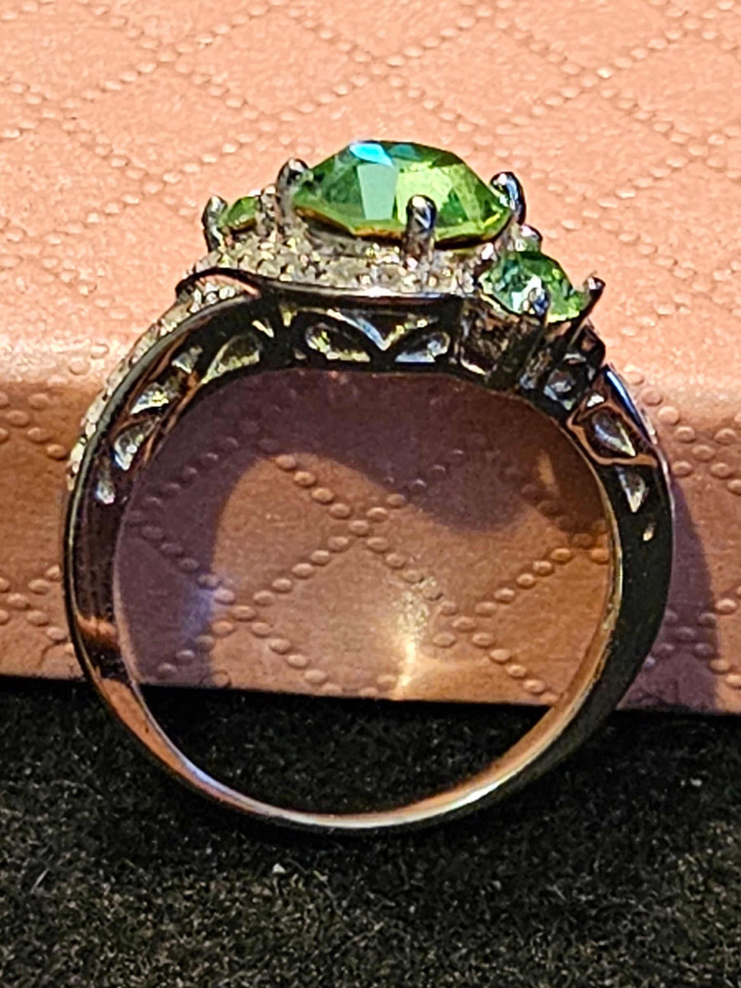 Uranium Glass Round cut three stone ring size 7 Sterling Silver with vintage round cut Uranium glass stones that glows under black/UV light