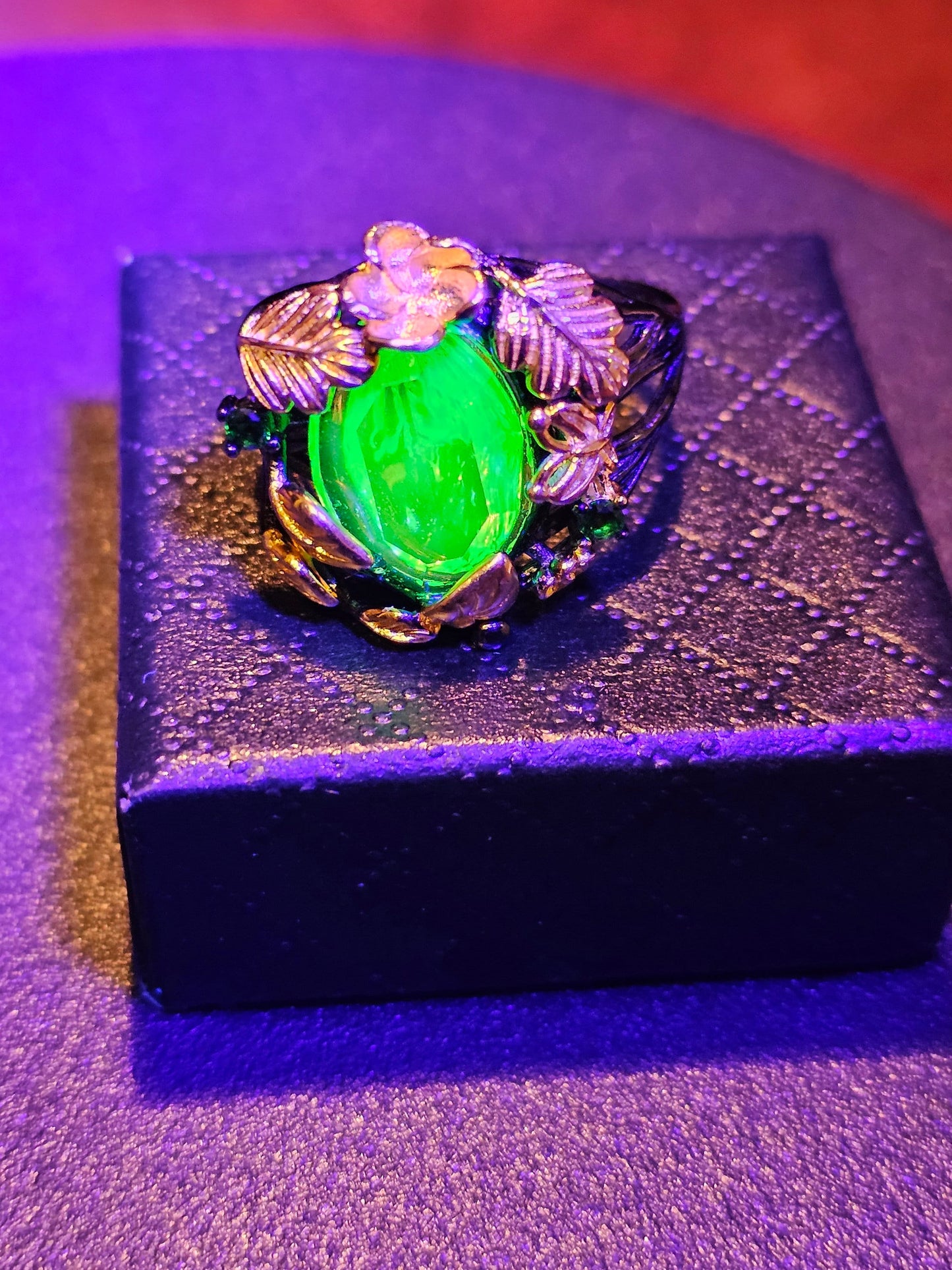 Uranium Glass Adjustable Ring in new Sterling Silver Italian style with large vintage Uranium glass Oval stone glows under black / UV light