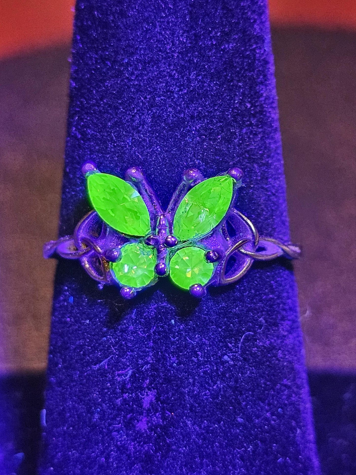 Uranium Glass Butterfly Ring in size 7 in new Sterling Silver with vintage Uranium glass stones that glows under black / UV light