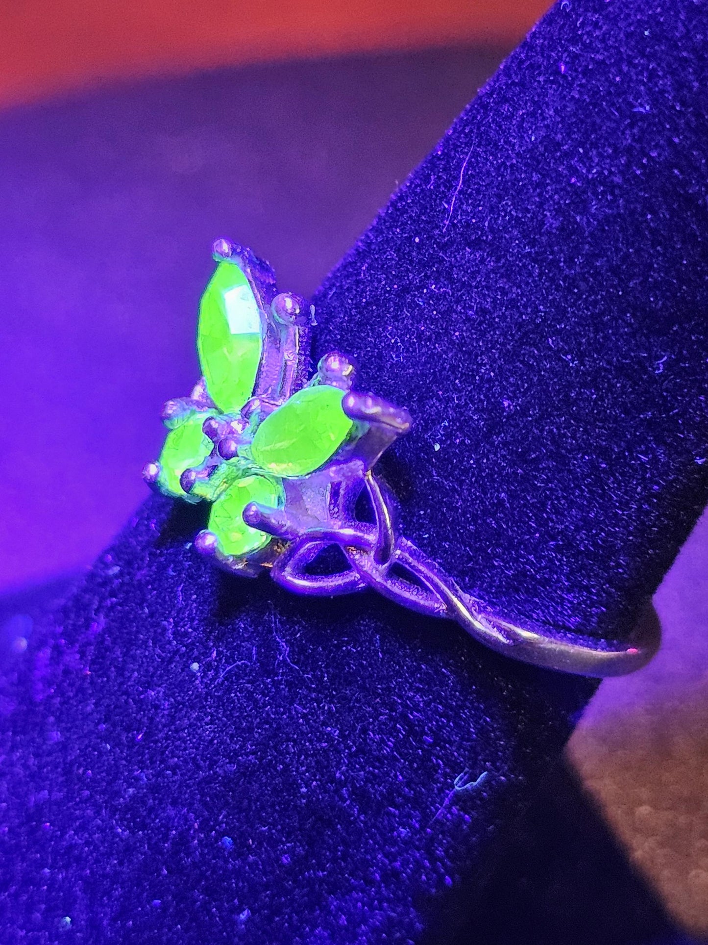 Uranium Glass Butterfly Ring in size 7 in new Sterling Silver with vintage Uranium glass stones that glows under black / UV light