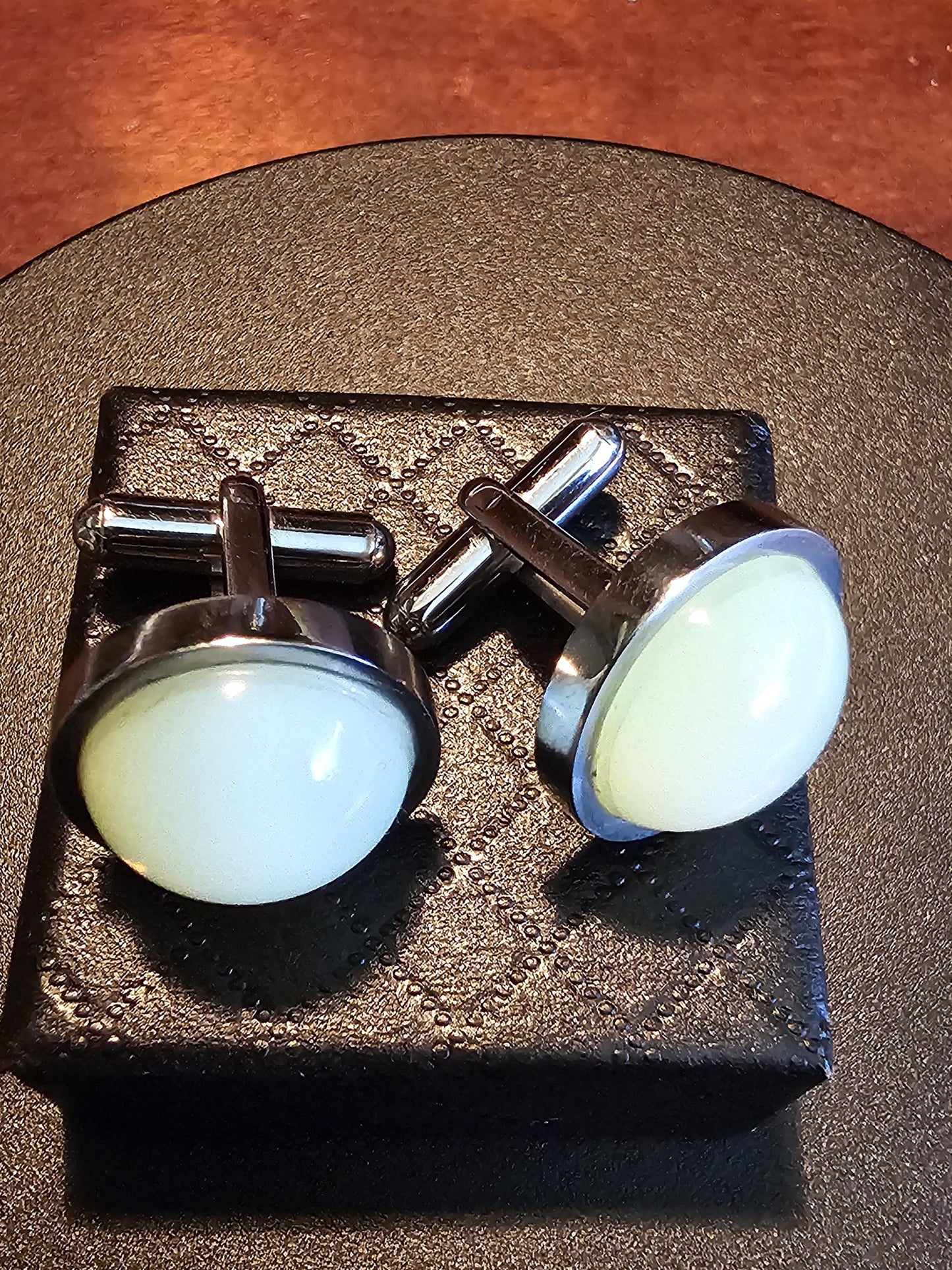 Uranium Glass Cufflinks Titanium 15 mm Round cut Round top Cabochons that are vintage Uranium Glass stones that glow under black / UV light