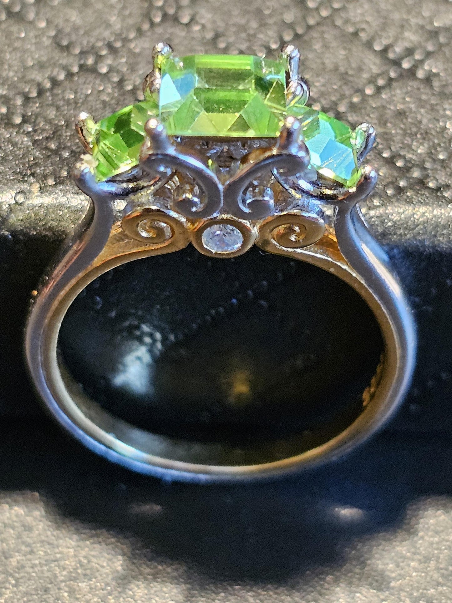 Uranium Glass Princess cut Ring size 7 new Sterling Silver/18K Gold Uranium glass stone and 2 accent stones that glows under black/UV light