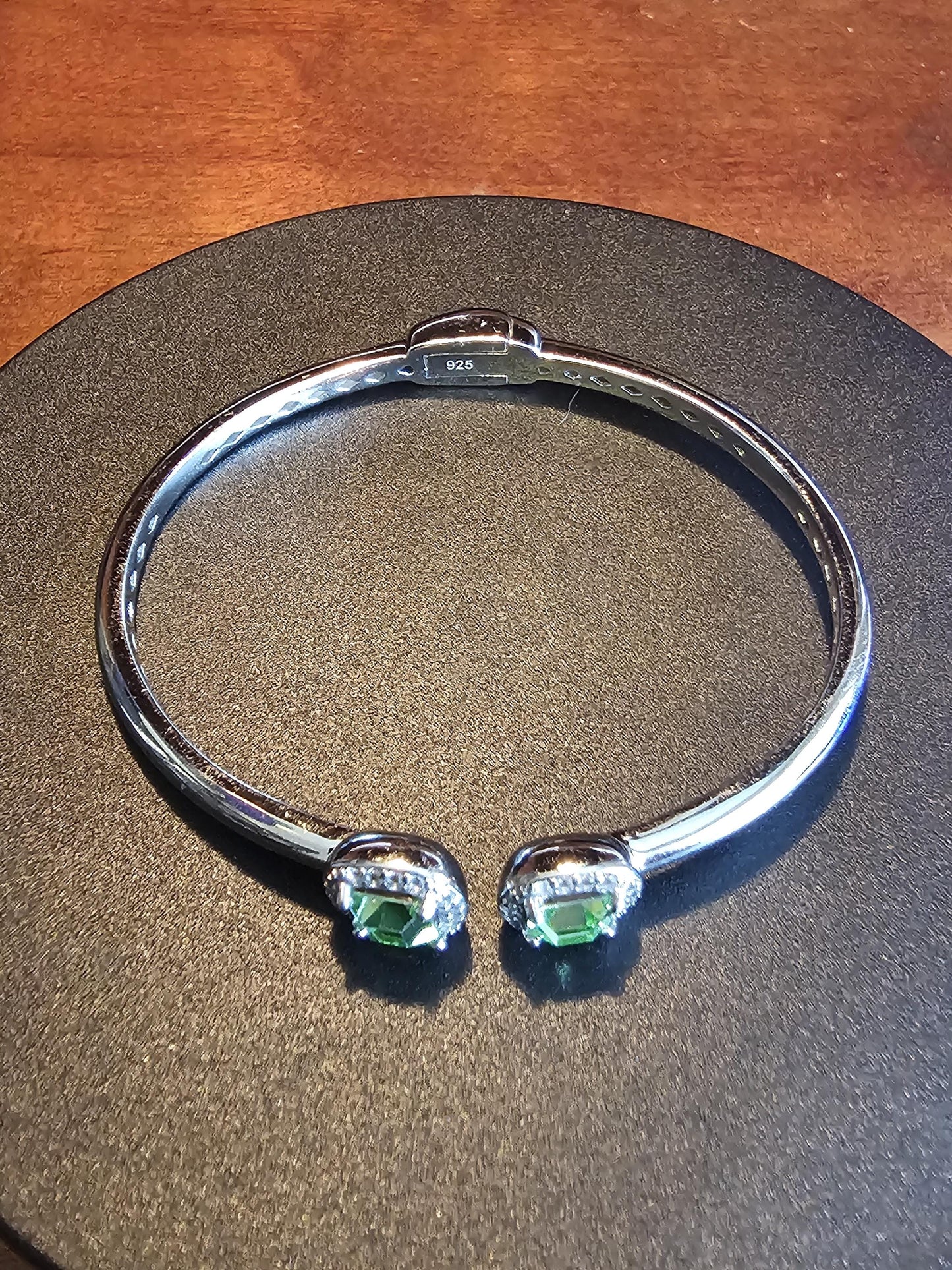 Uranium Glass Bracelet new Sterling Silver with a vintage Uranium glass Princess cut stones that glows under black / UV light
