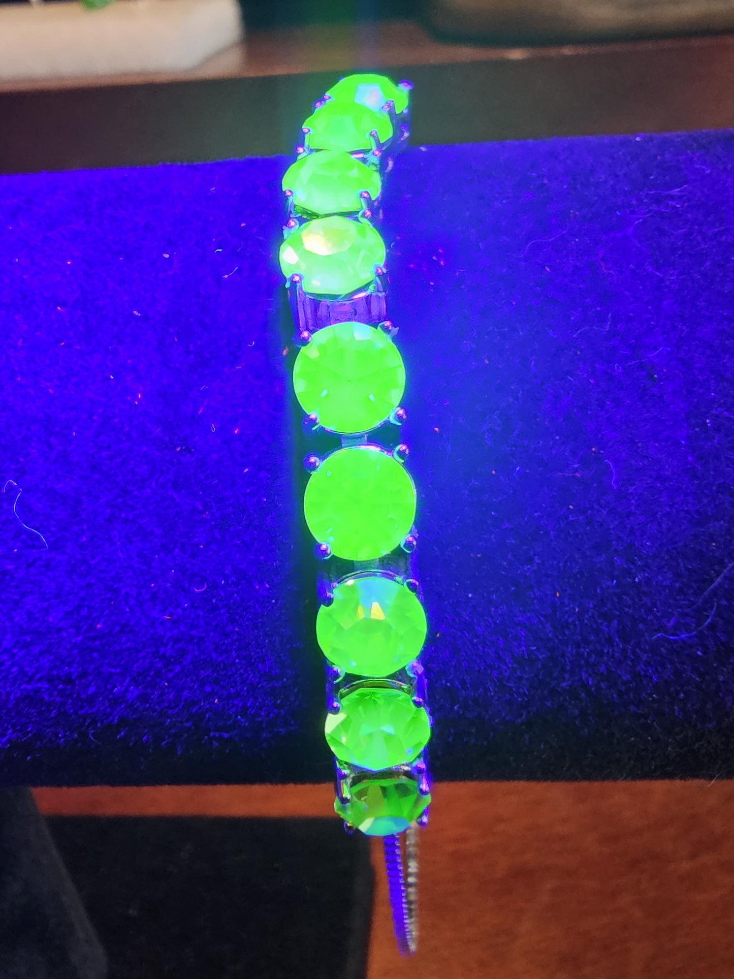 Uranium Glass Bracelet new Sterling Silver with 9 vintage Uranium glass Round cut stones in 6 mm that glow under black / UV light.