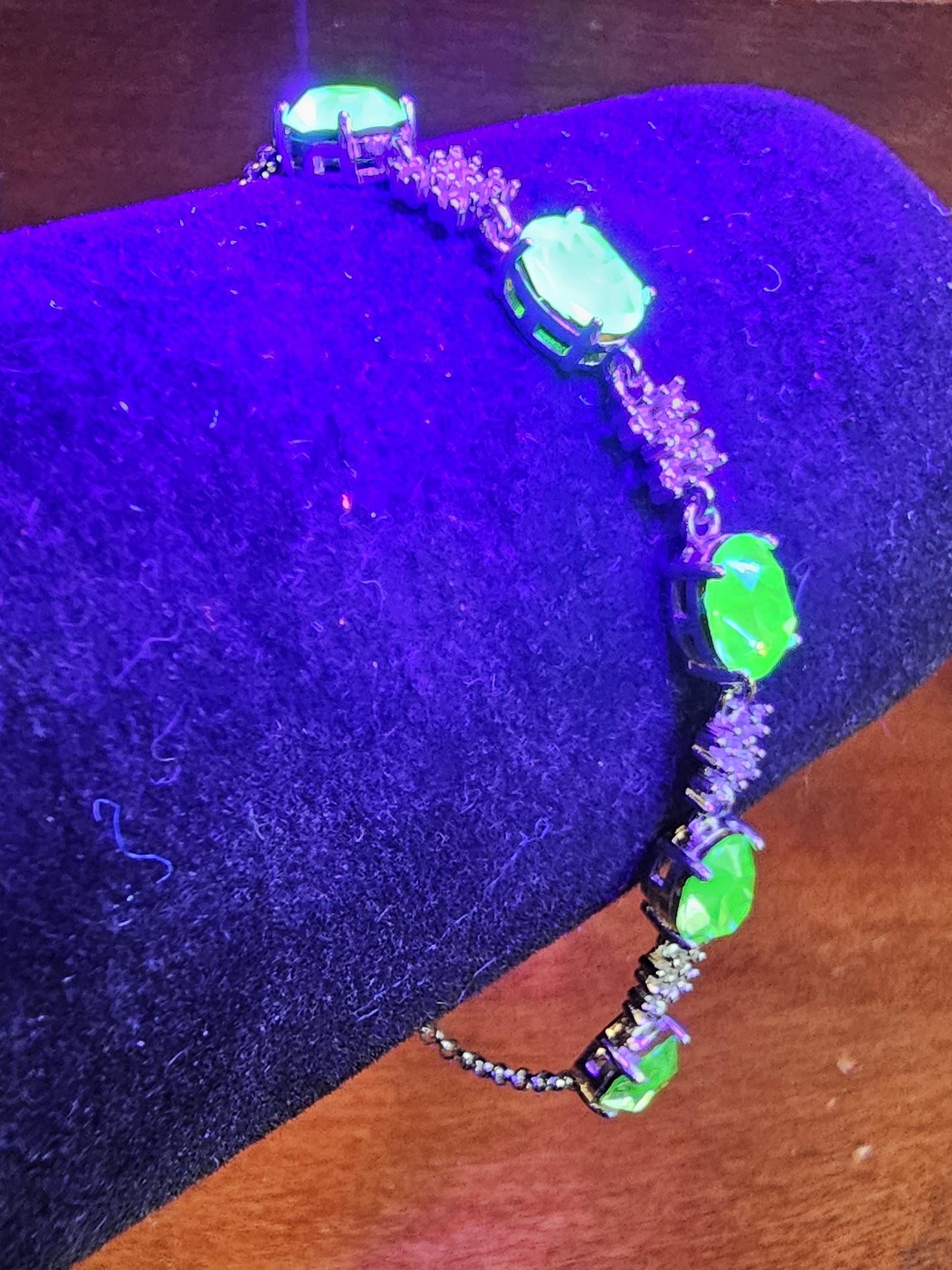Uranium Glass Bracelet new Sterling Silver with five vintage 8x6 mm Uranium glass Oval cut stones that glows under black / UV light