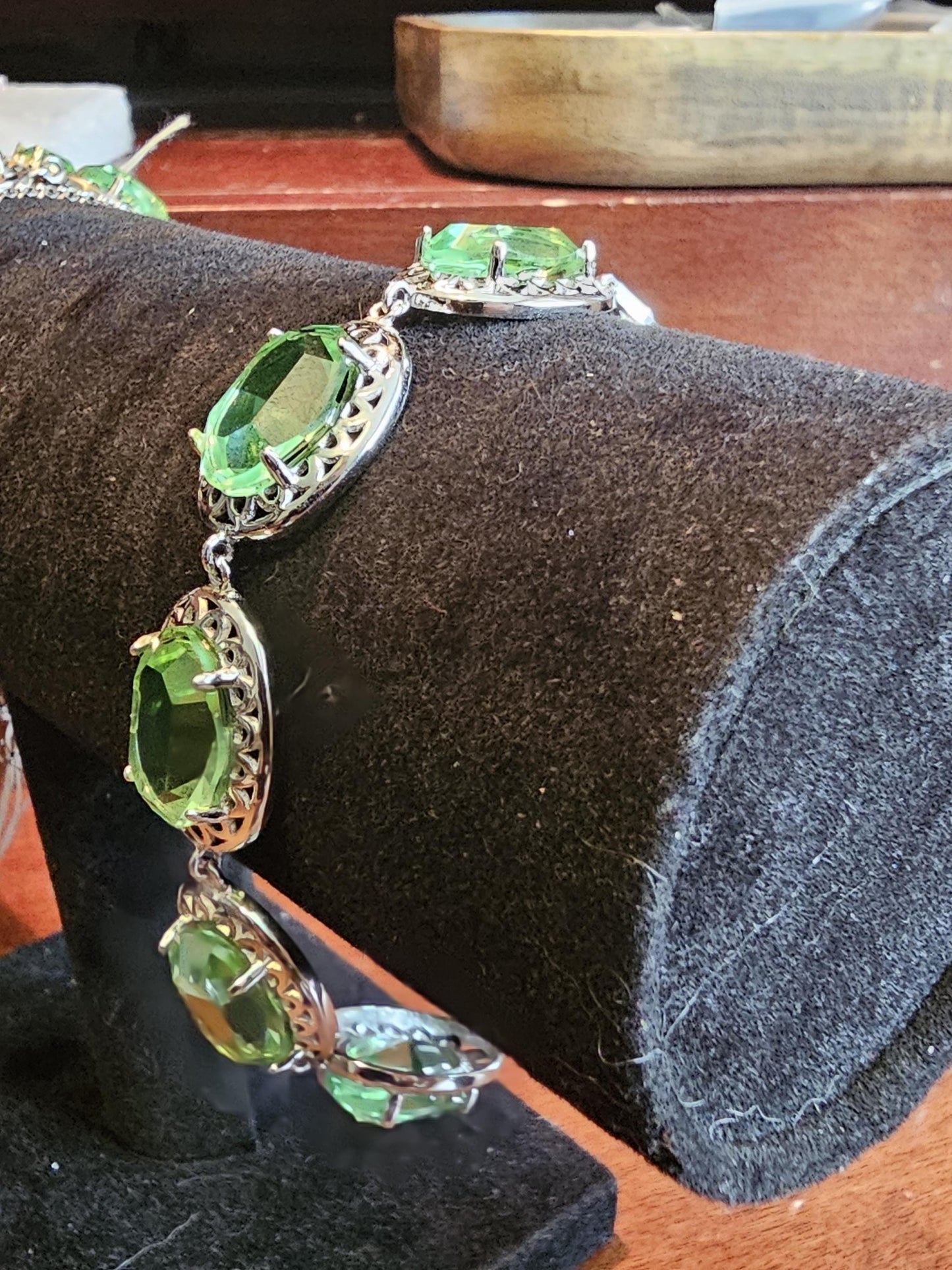 Uranium Glass Bracelet new Sterling Silver with five vintage Uranium glass Oval cut stones a large 14x10mm that glows under black / UV light