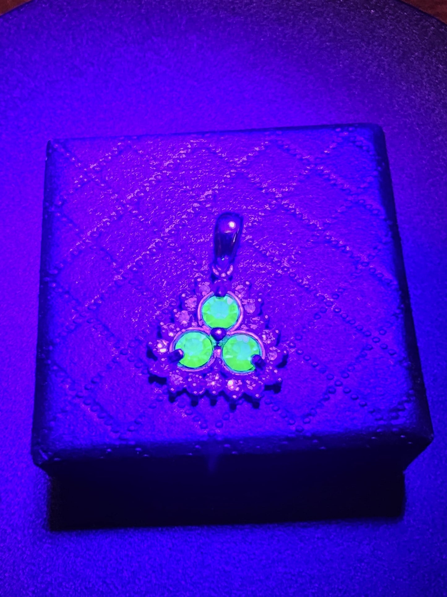 Uranium Glass Pendant new Sterling Silver with three vintage Round cut 4 mm vintage Uranium Glass stones glows under black / UV light
