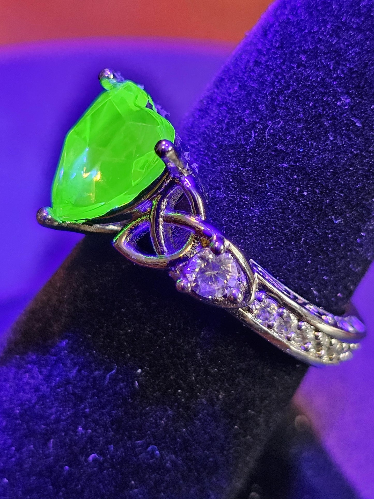 Uranium Glass Heart cut Ring size 7 new Sterling Silver Celtic knot with a vintage 9 mm Uranium glass stone that glows under black UV light