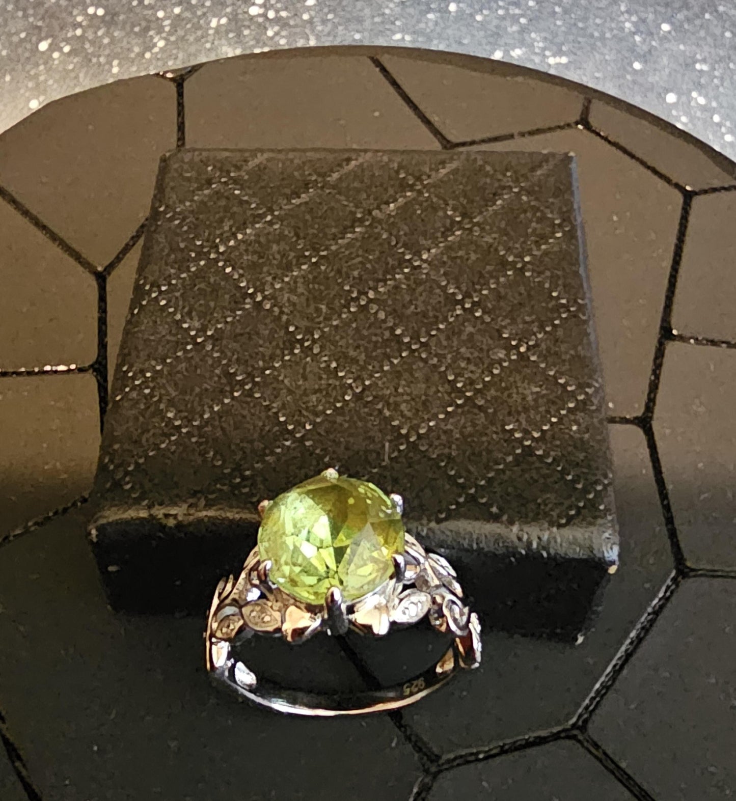 Uranium Glass Round cut Ring in size 7. New Art Nouveau style Sterling Silver vintage Uranium glass stone that glows under black/UV light
