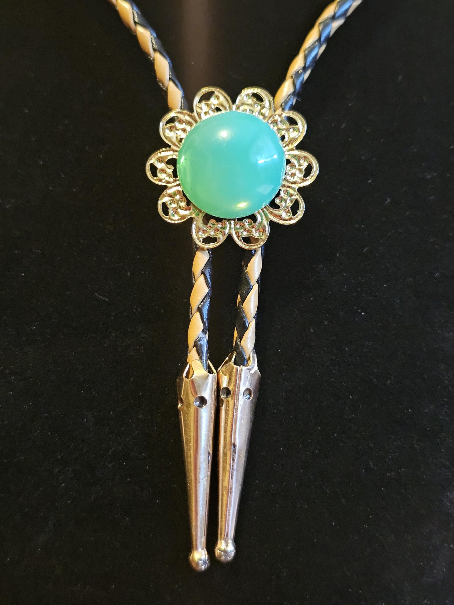 Uranium Glass Bolo Tie Gold color w/ Green 18 mm Round cut Round top Cabochon cut vintage Uranium Glass stone that glows under black/UV ligh