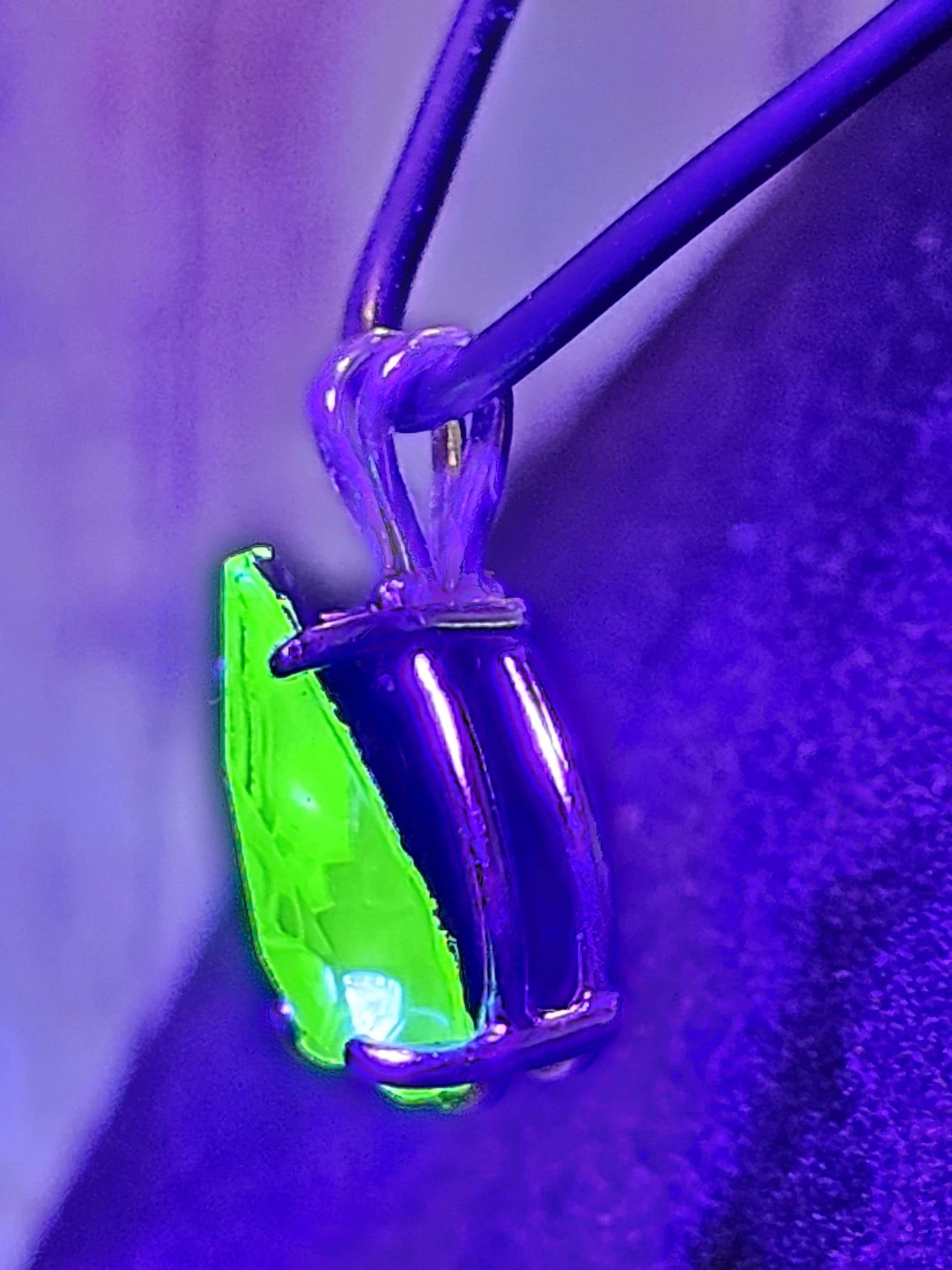Uranium Glass Pear cut Pendant and Earrings new Sterling Silver with vintage Uranium glass 13x8 mm stones that glow under black/UV light
