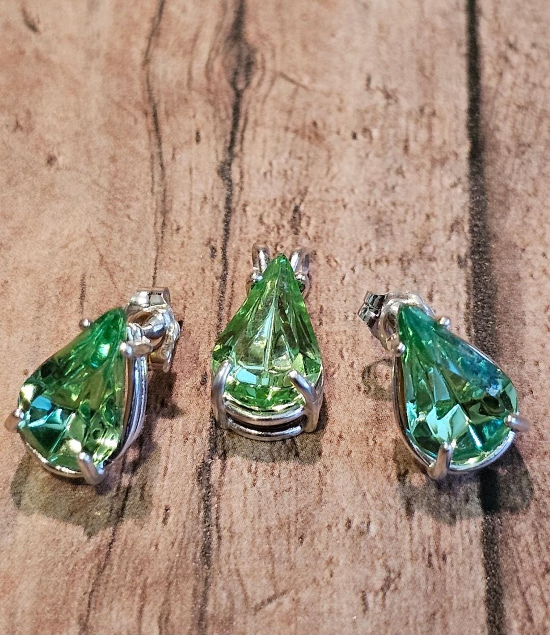 Uranium Glass Pear cut Pendant and Earrings new Sterling Silver with vintage Uranium glass 13x8 mm stones that glow under black/UV light