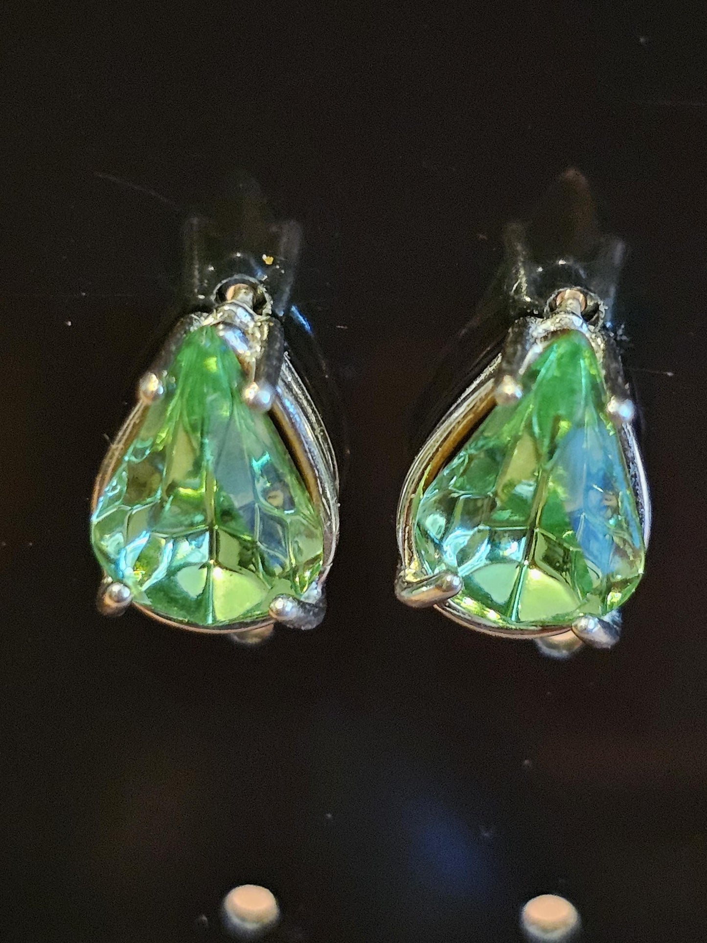 Uranium Glass Pear cut Pendant and Earrings new Sterling Silver with vintage Uranium glass 13x8 mm stones that glow under black/UV light