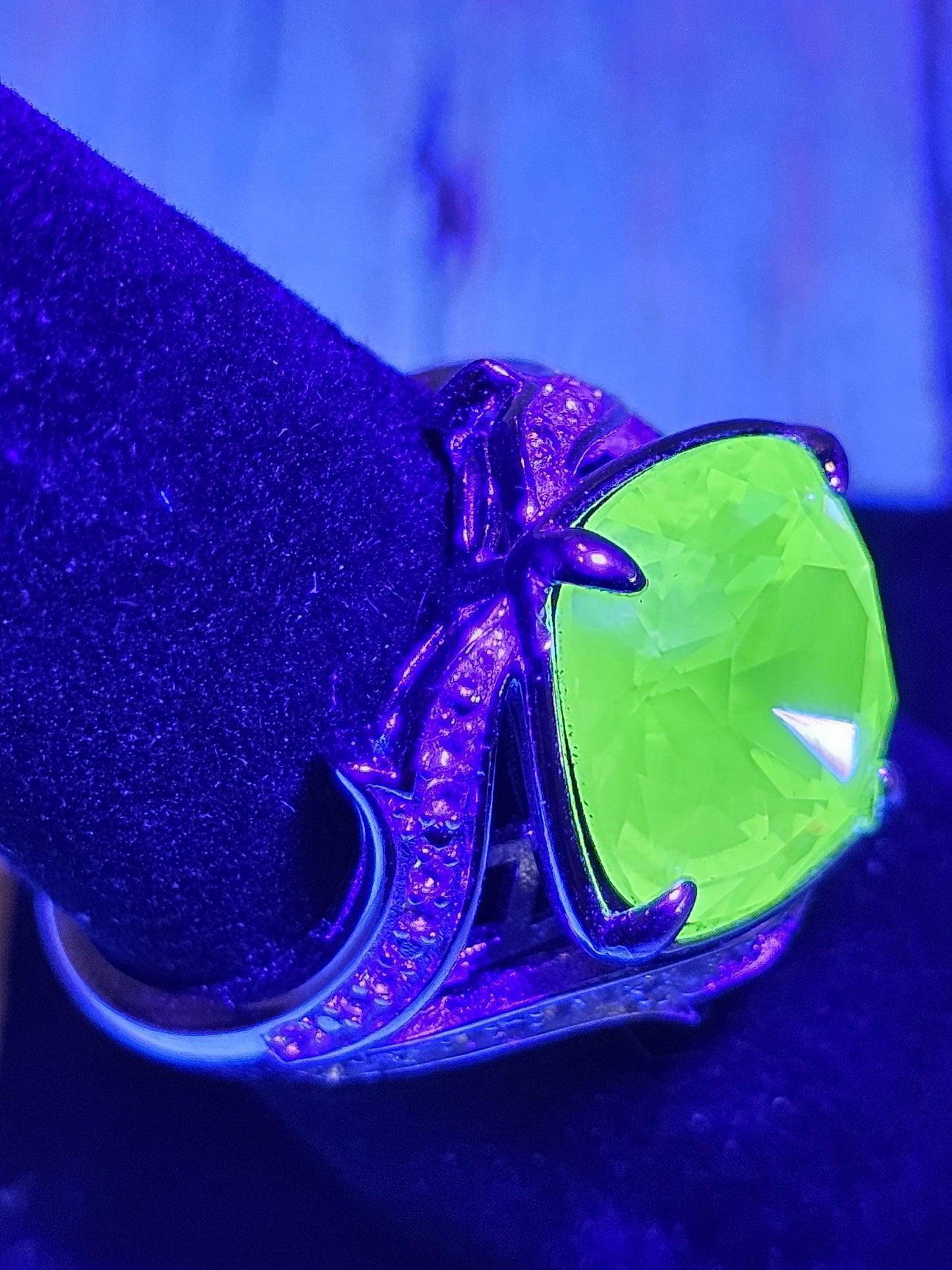 Uranium Glass Cushion cut Offset style Ring in size 7.5 with a super rare 12 mm vintage Uranium glass stone that glows under black/UV light