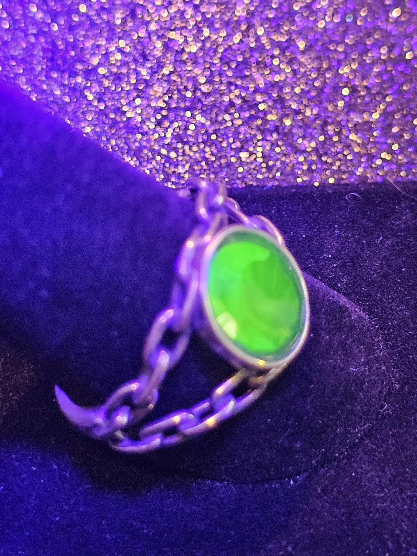 Uranium Glass Men's Ring Adjustable size Chain style with a 12x10 mm vintage Uranium glass Oval cut stone that glows under black / UV light