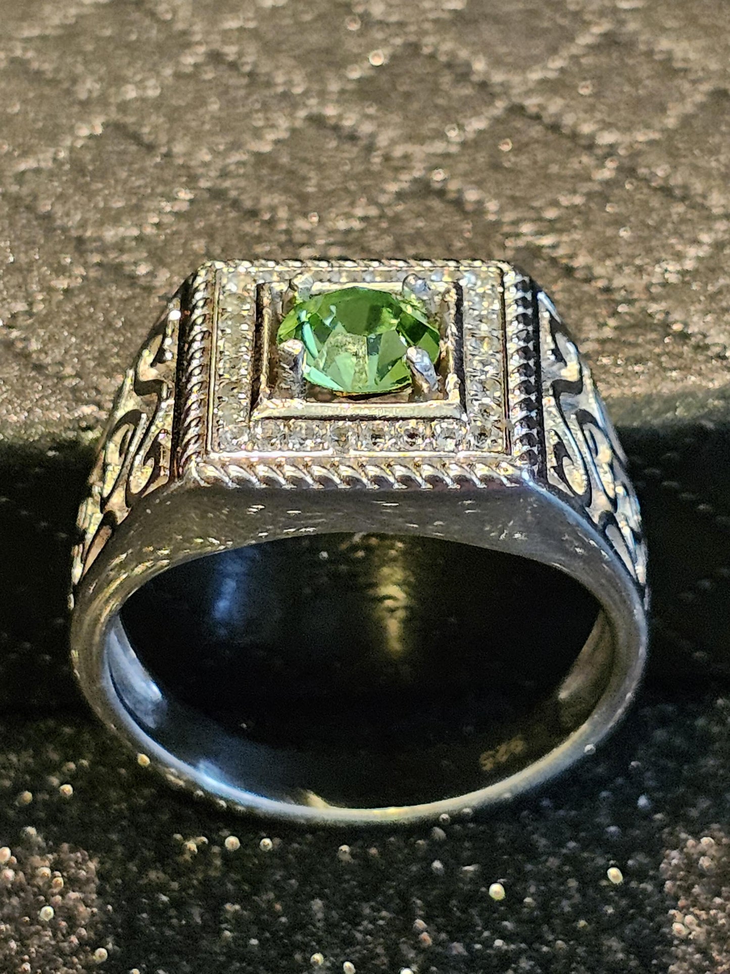 Uranium Glass Men's Ring size 10.5 new Sterling Silver with a vintage Round cut Uranium glass stone that glows under black / UV light