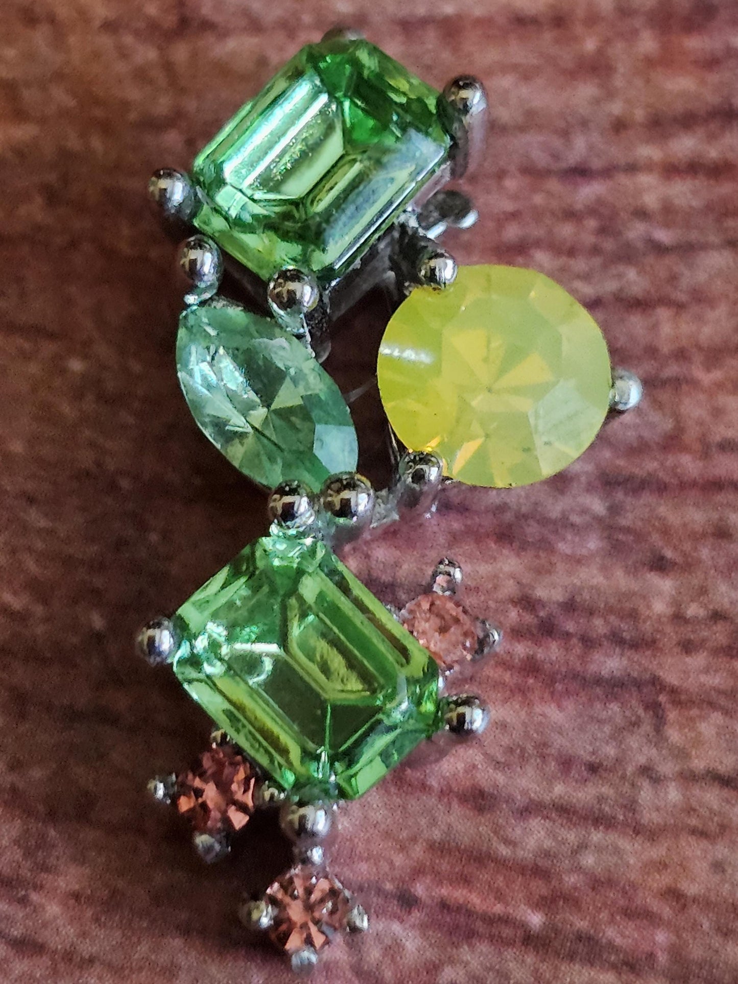 Uranium Glass Pendant in new Sterling Silver READ DESCRIPTION with multiple vintage Uranium glass stones that glows under black / UV light