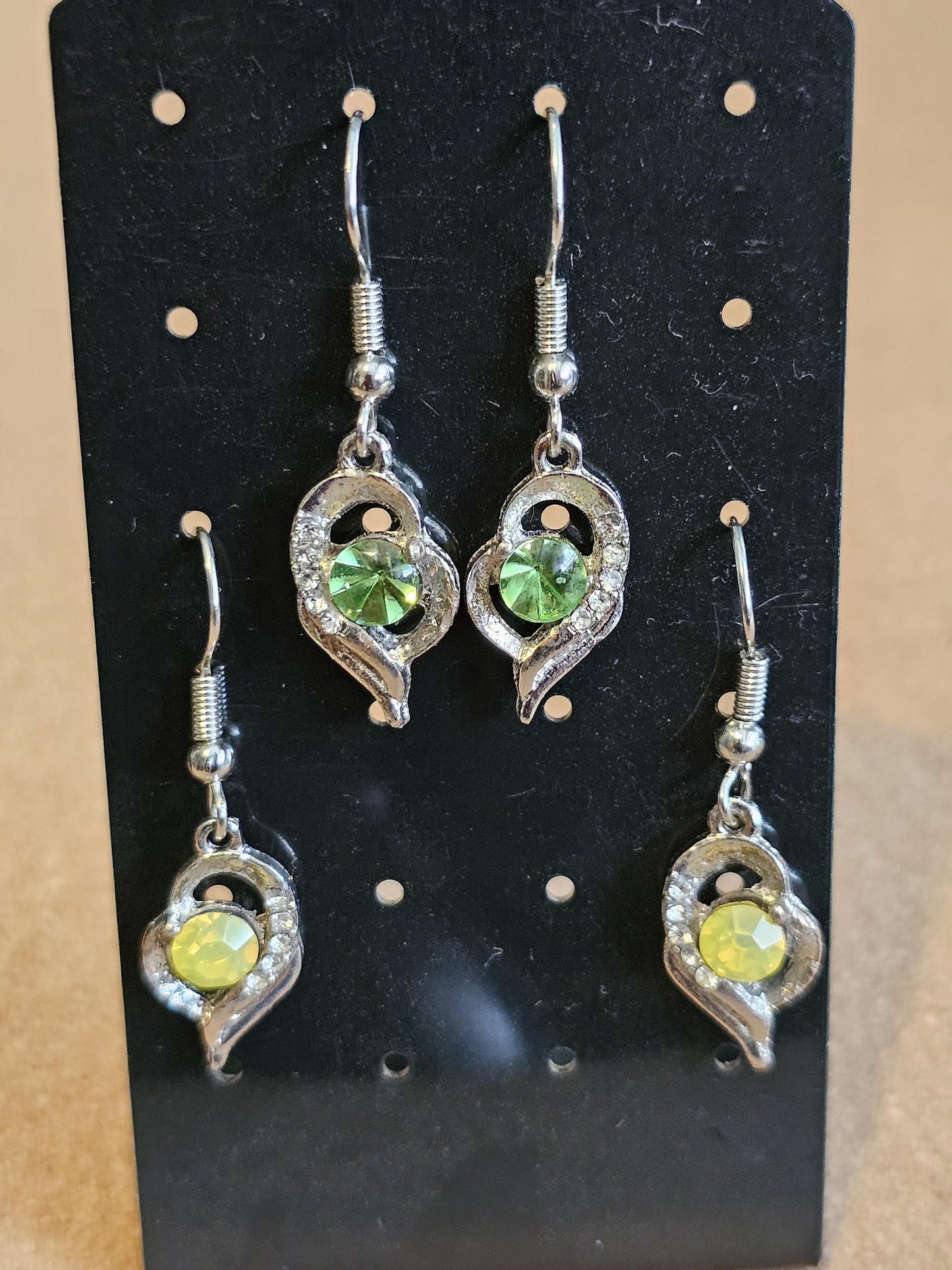 Uranium Glass Earrings new Silver plateing with Vintage Round cut 5 mm Uranium Glass stones Green or Yellow that glow under black/UV light