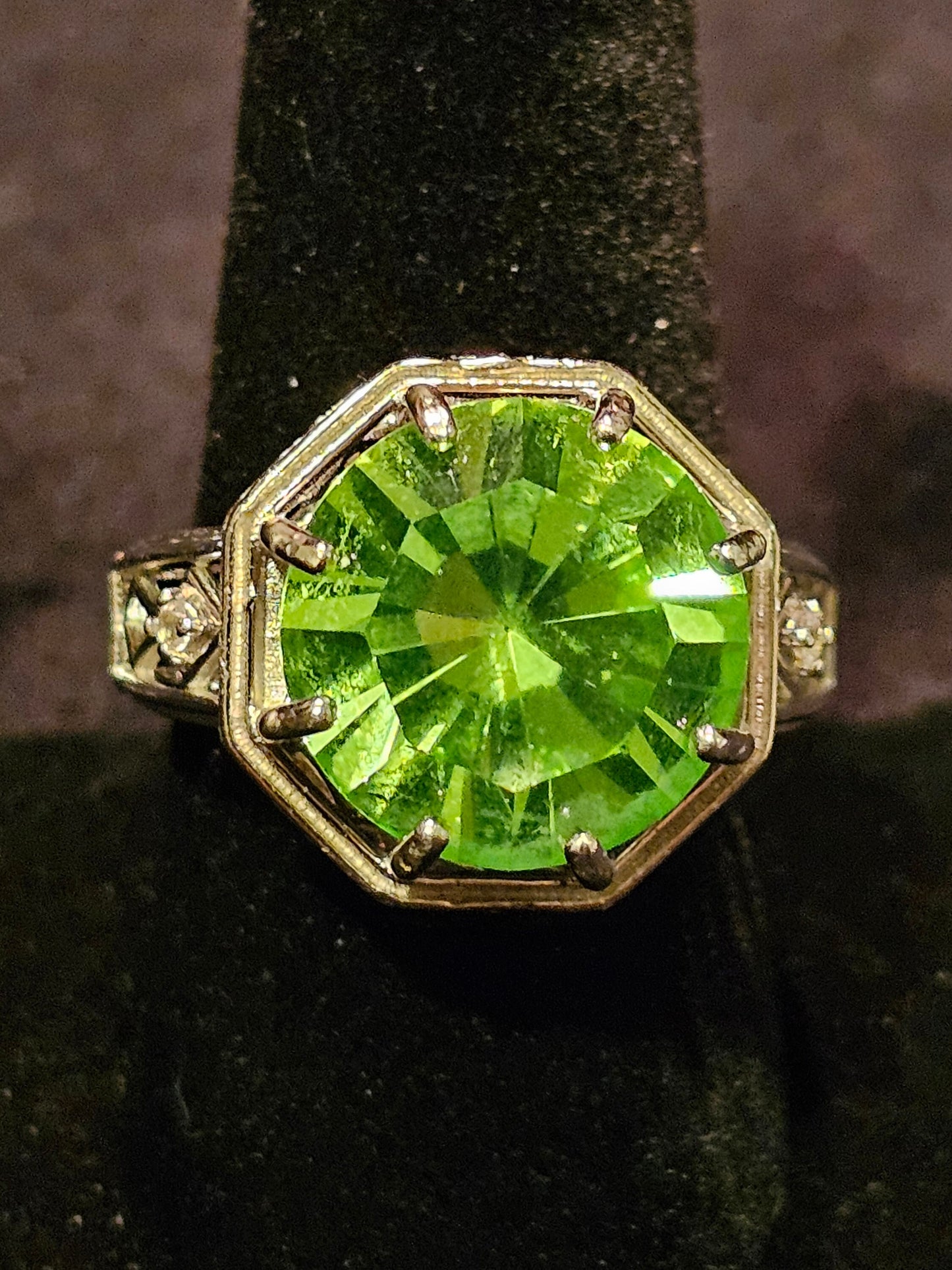 Uranium Glass Round cut Ring size 6.5, 7, 7.5 new Sterling Silver with a large vintage Uranium glass stone that glows under black / UV light