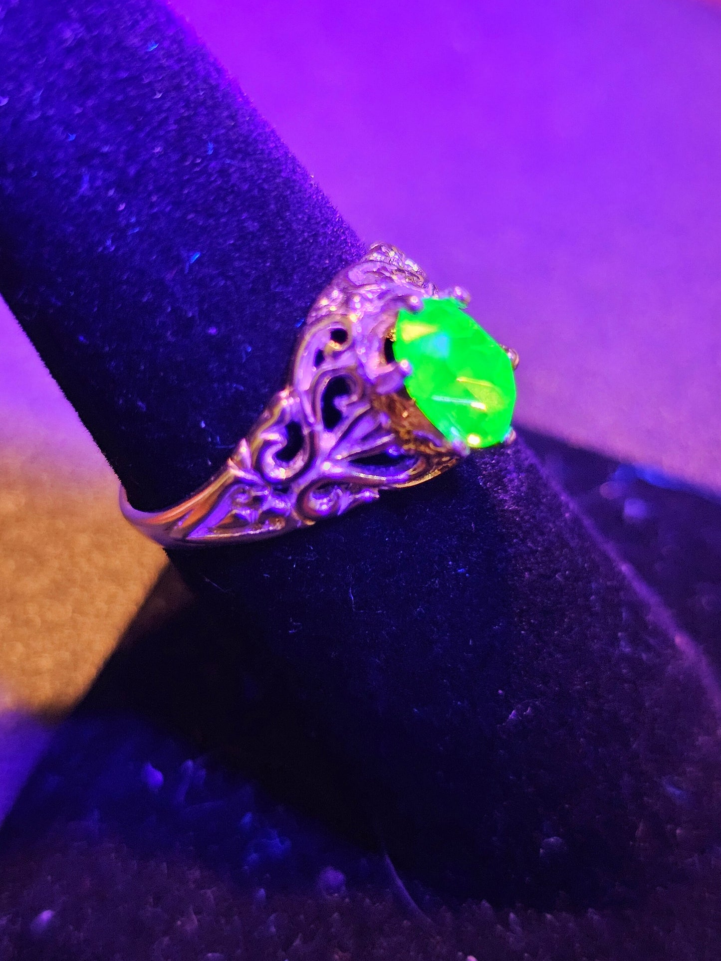 Uranium Glass Oval cut Ring size 6.5, new filigree style Sterling Silver with  vintage Uranium glass stone that glows under black / UV light