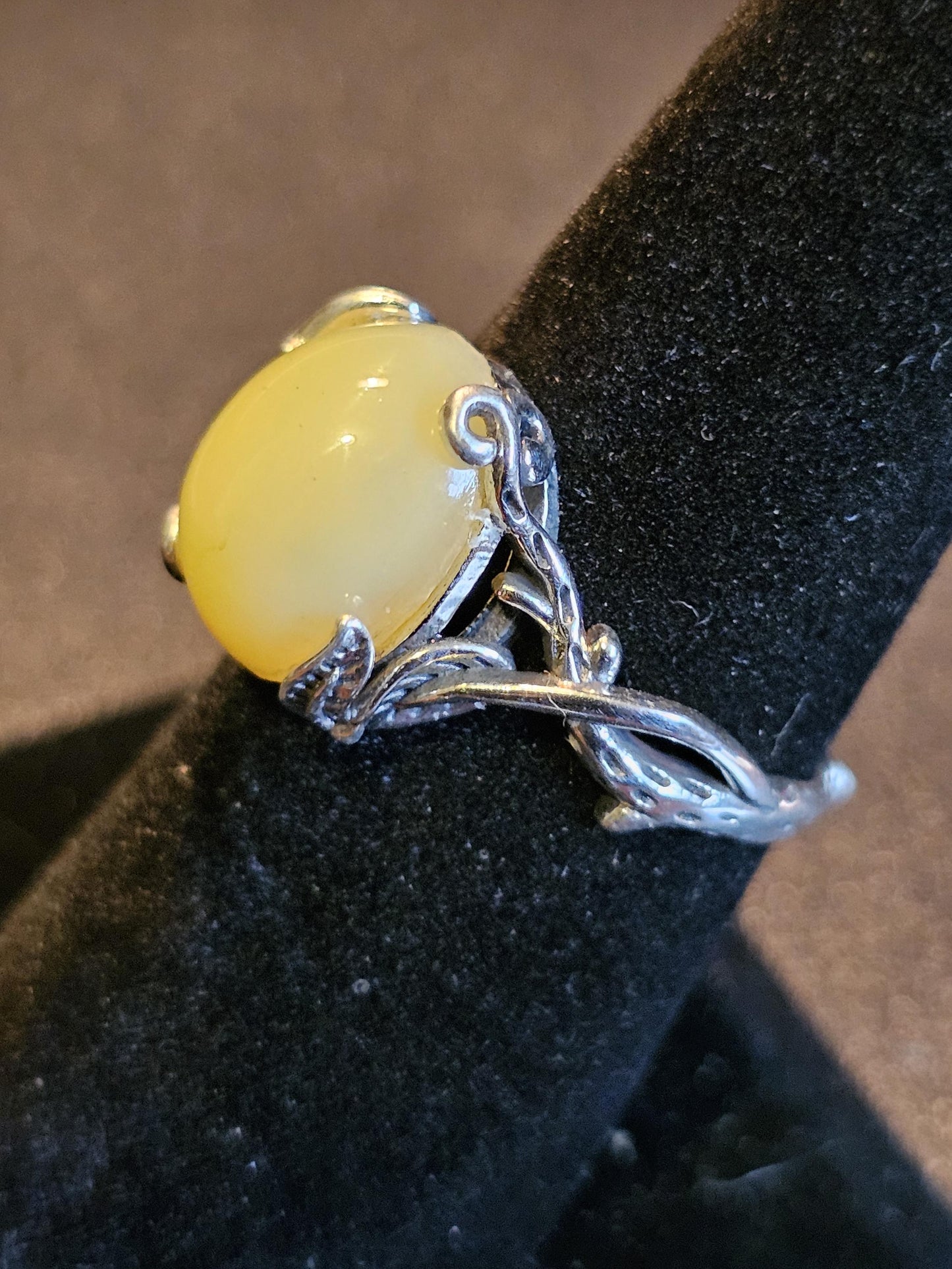 Bague réglable en verre d'uranium en argent sterling neuf avec une grande pierre de lune ovale en verre d'uranium vintage de 12 x 10 mm qui brille sous la lumière noire / UV
