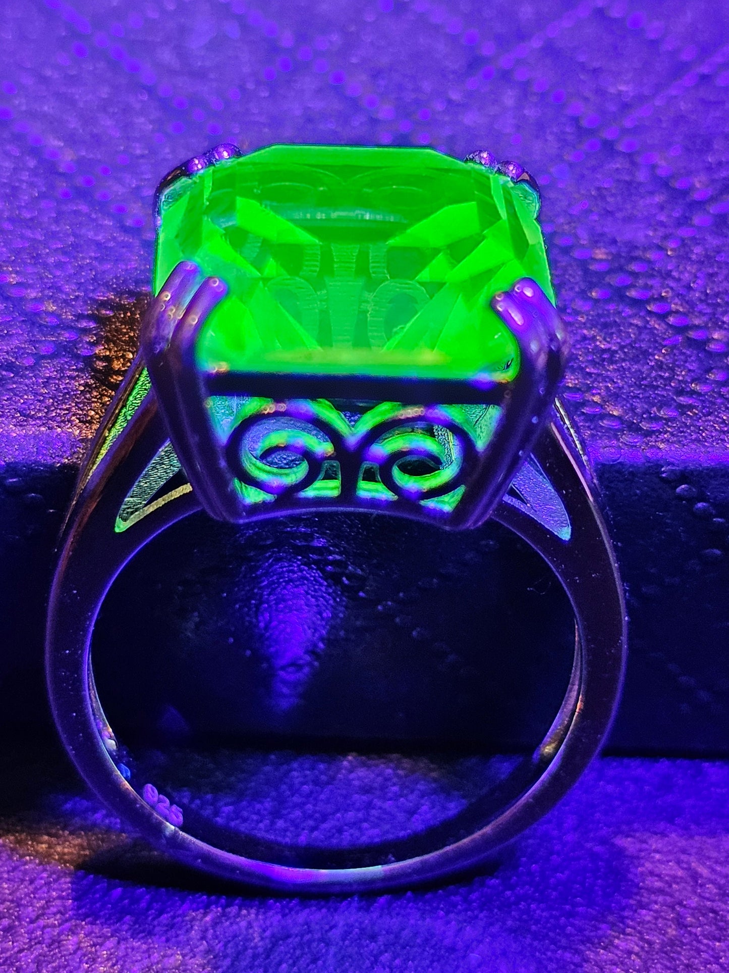 Uranium Glass Princess cut Ring size 6.5, 7, or 7.5 new Sterling Silver large vintage Uranium glass stone that glows under black / UV light