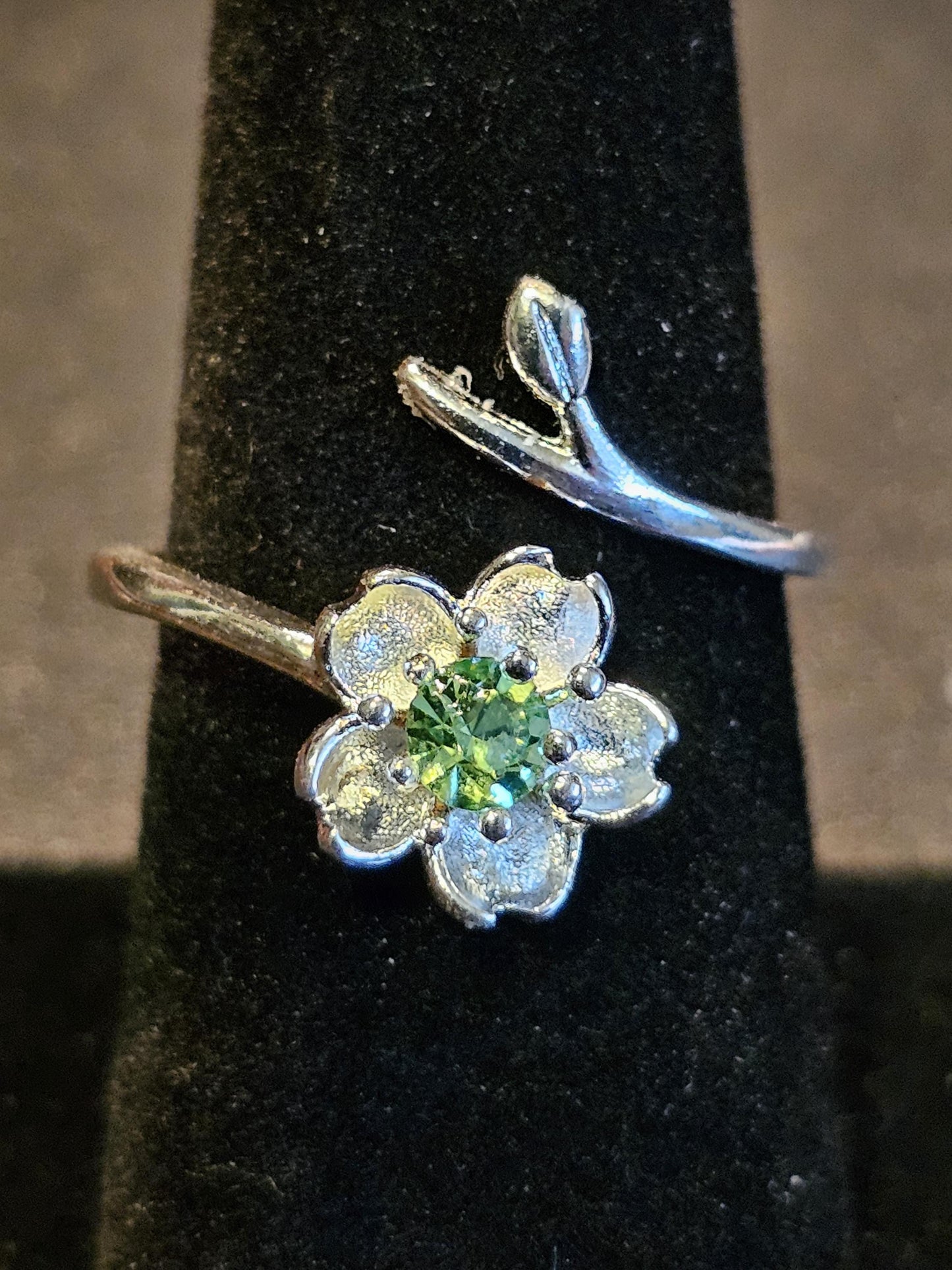 Coffret cadeau de bijoux en verre d'uranium Bague réglable en argent sterling, boucles d'oreilles, collier, bracelet vintage Le verre d'uranium brille sous la lumière noire/UV