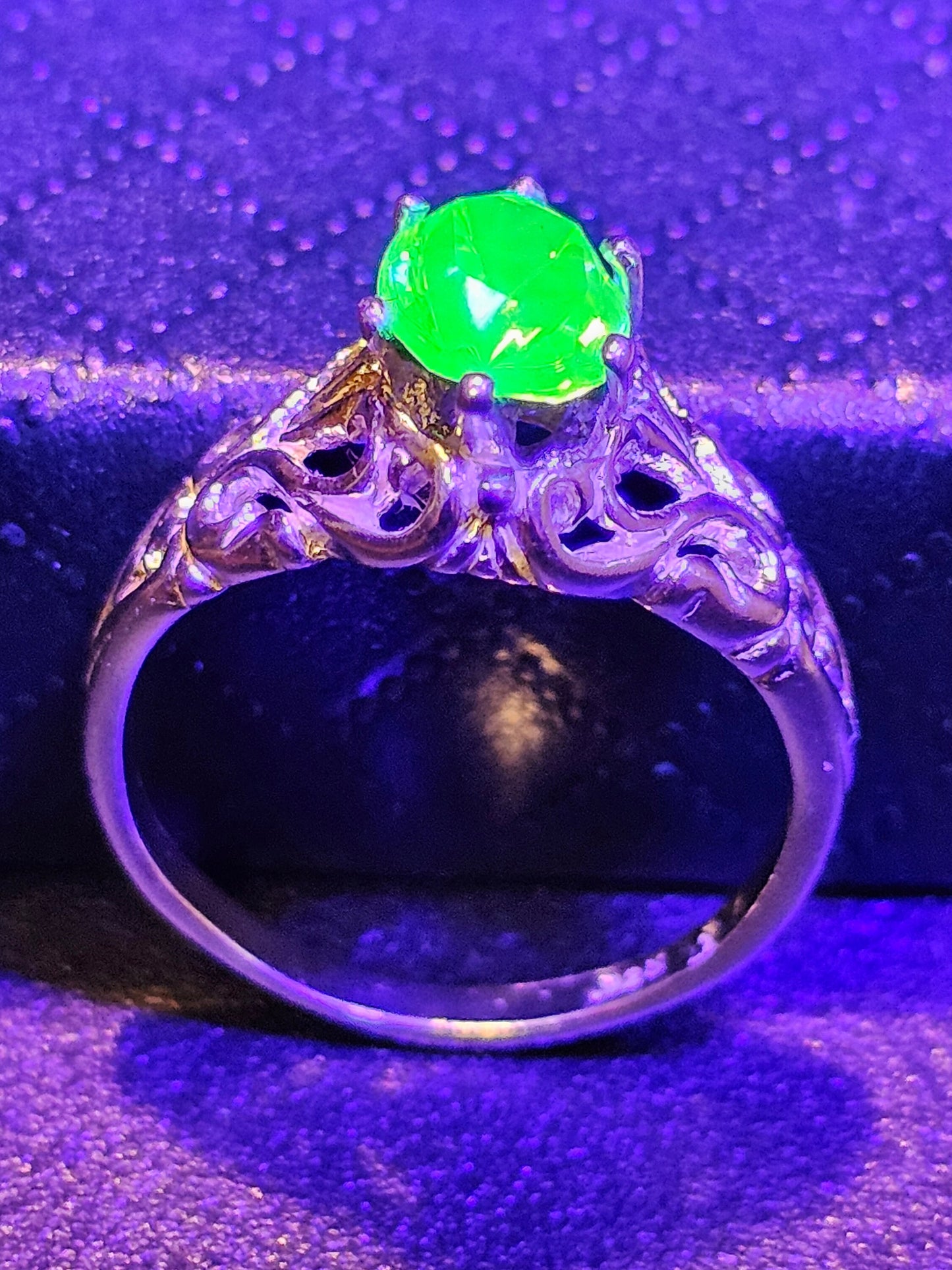 Uranium Glass Oval cut Ring size 6.5, new filigree style Sterling Silver with  vintage Uranium glass stone that glows under black / UV light