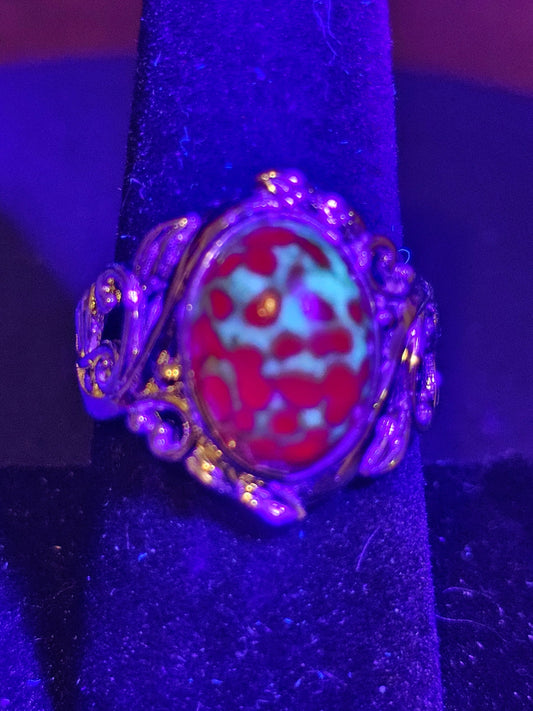 Uranium Glass Oval cut Ring size 8.5 Sterling Silver with vintage Uranium glass stone and round accent stones glows under black / UV light