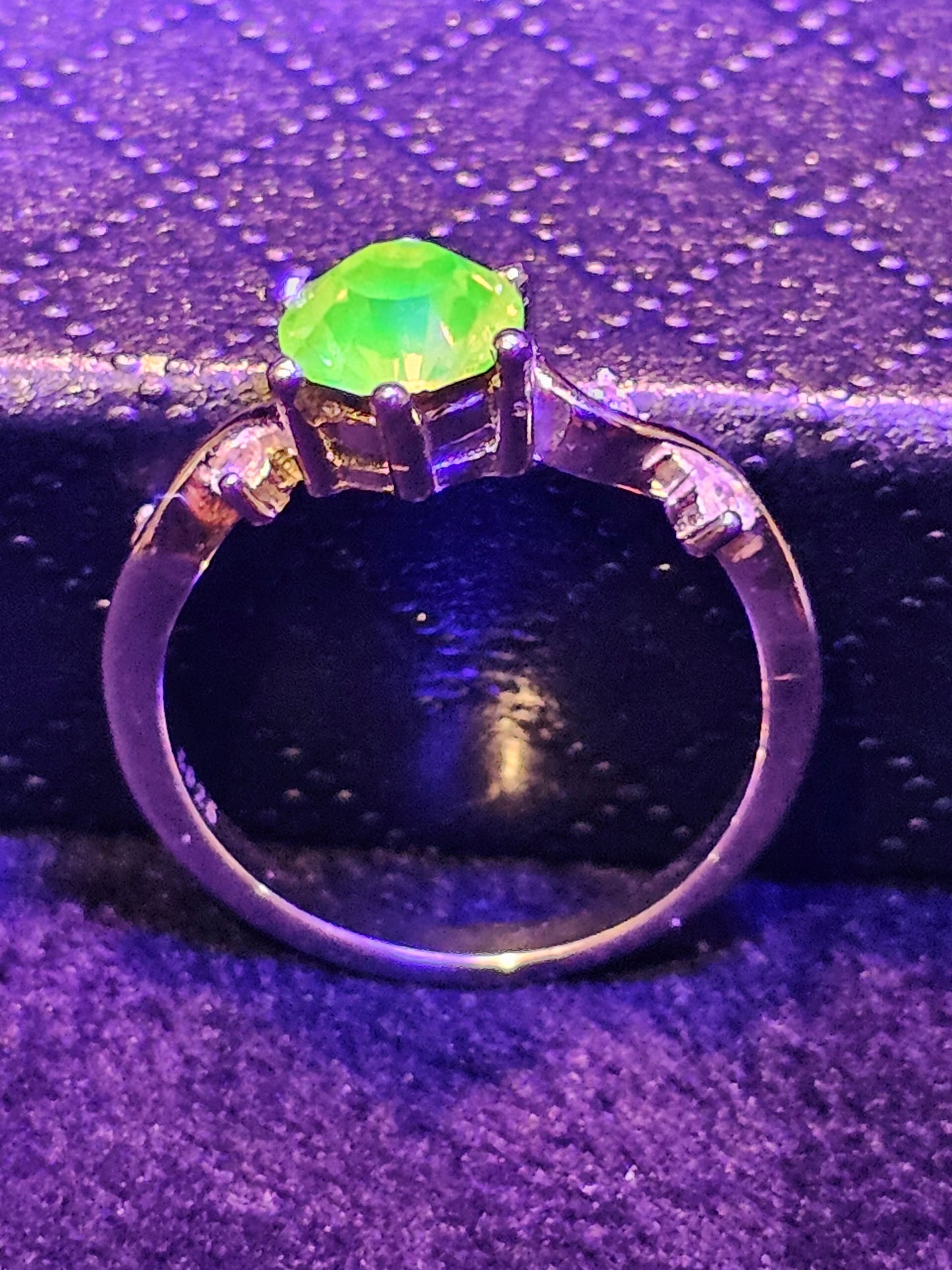 Uranium Glass Round cut Ring size 5 to 11 new Sterling Silver with a vintage rare Pink Uranium glass stone that glows under black / UV light